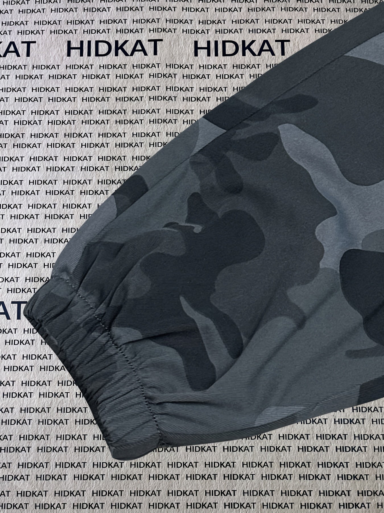 Women's Camo Cargo Pants Summer Lightweight Breathable Outdoor Casual Long Pants with Adjustable Elastic Waistband