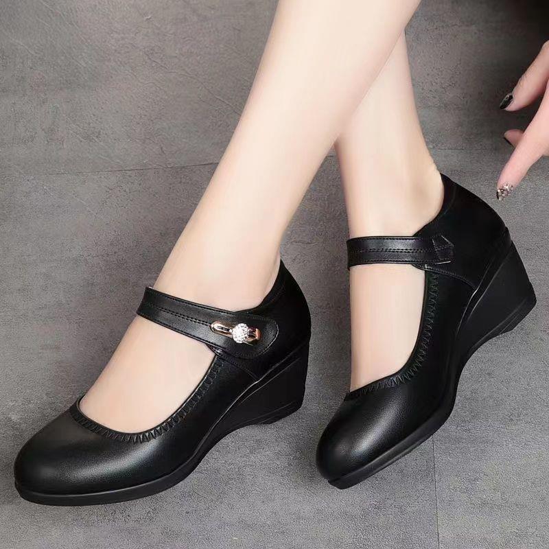 High-Quality Genuine Soft Sole Mom Shoes Spring And Autumn New Soft Sole Non-Slip Wedge Middle-Aged And Elderly Single Shoes, Women Shoes