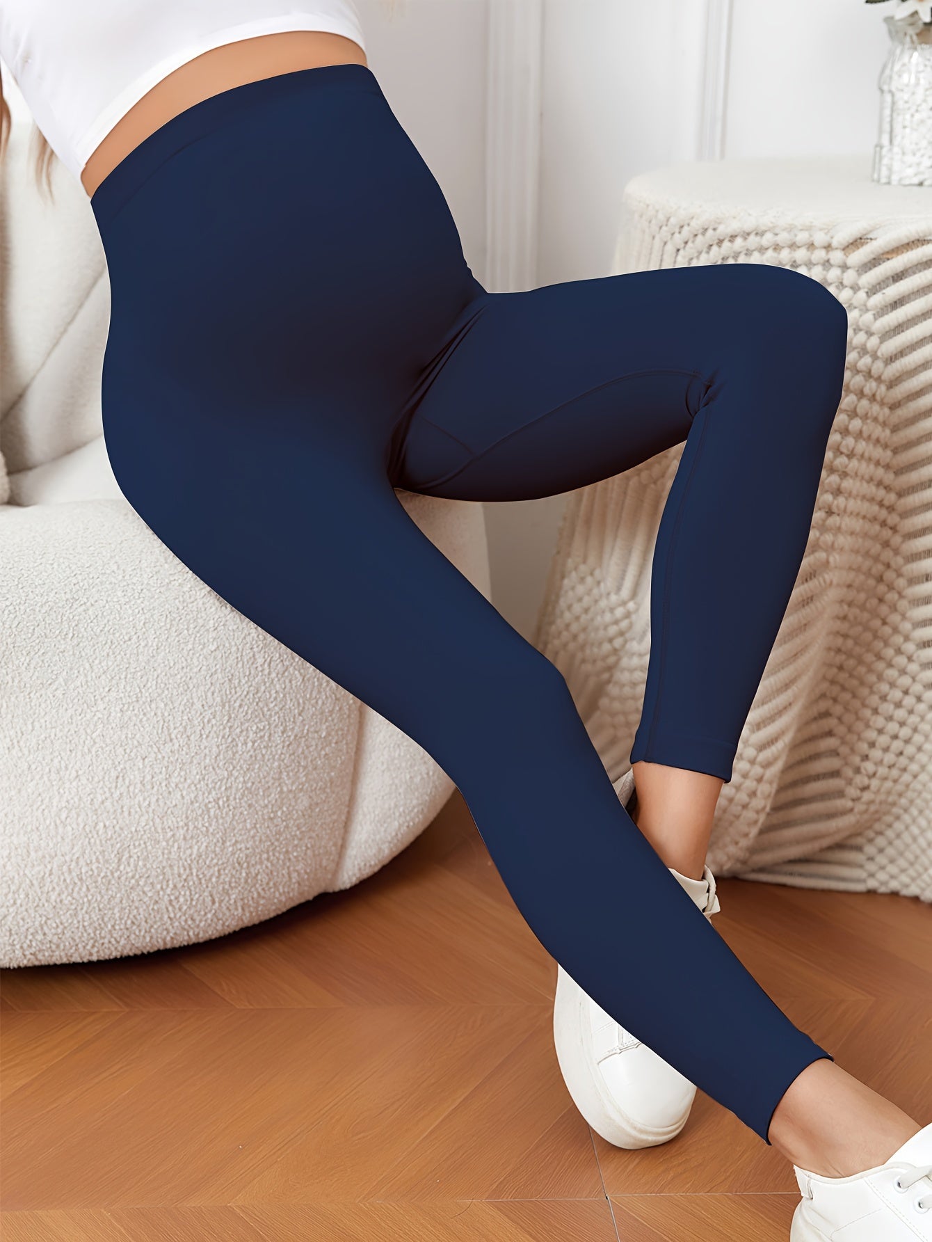 High-Waisted Leggings for Women Designed to Control The Tummy, Made of 90% Polyamide And 10% Elastane, Featuring a Solid Color And Stretchy Fit, Suitable for Yoga, Crafted from All-Season Knit Fabric, Without a Zipper, Providing Belly Support