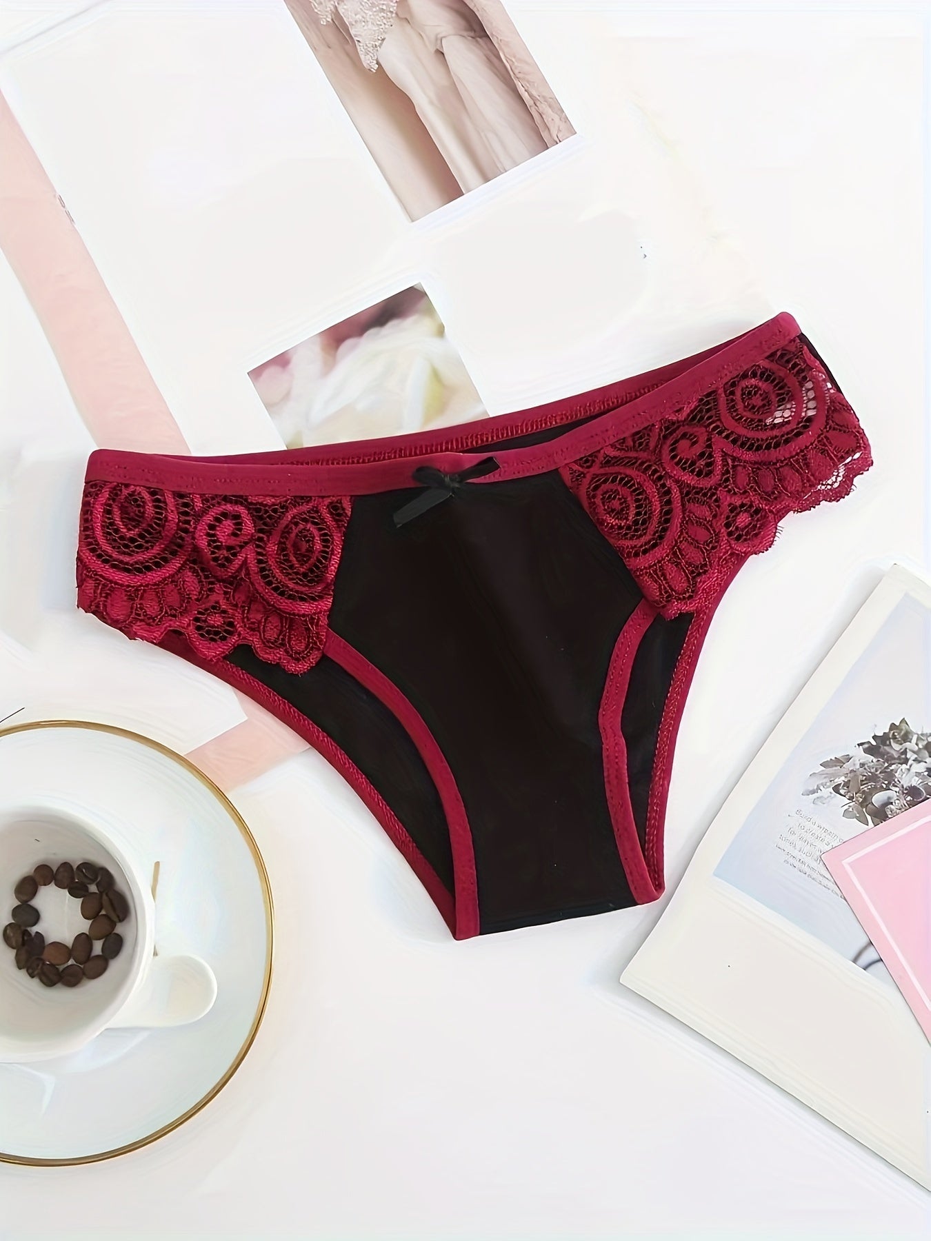 12PCS, Seamless Women's Daily Sports Underwear, Low Waist Comfortable Cotton Splicing Triangle Pants, Lace Lace Bow Underwear Underwear