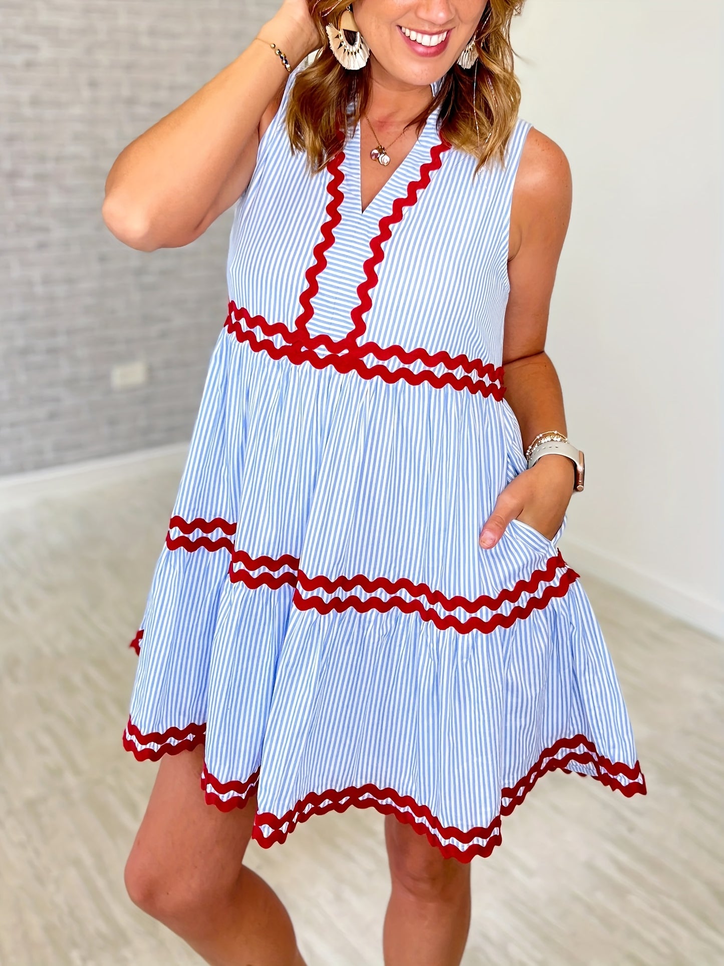 Women'S Sleeveless Striped Red Embroidered Side Pocket Mini Dress