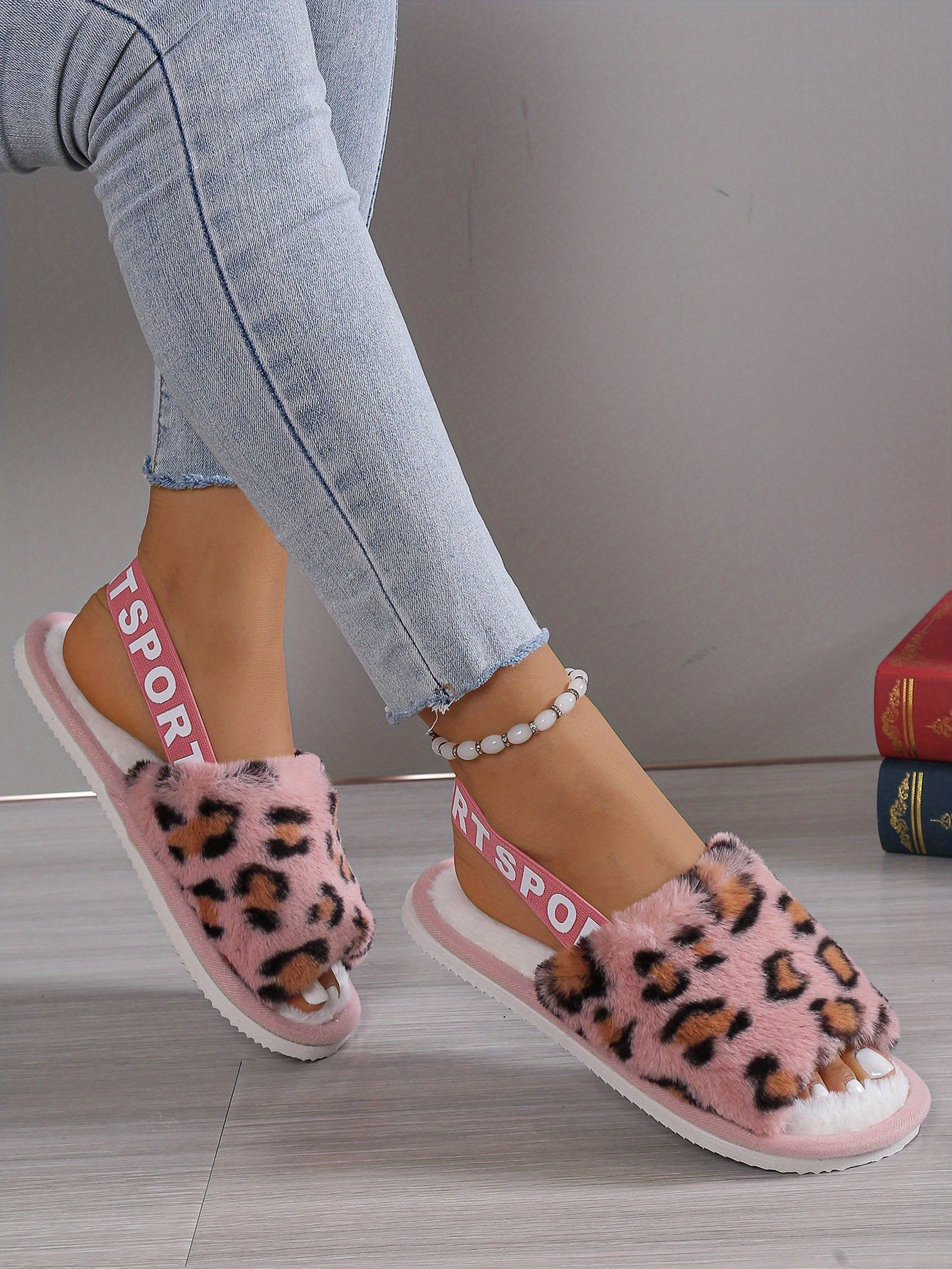 Comfortable Women'S Plush Slippers with a Cozy Leopard Pattern - Warm And Breathable Indoor Footwear Featuring an EVA Sole And Pink Accents - Ideal for Home Or Dorm Use, Providing All-Season Comfort., Women Shoes