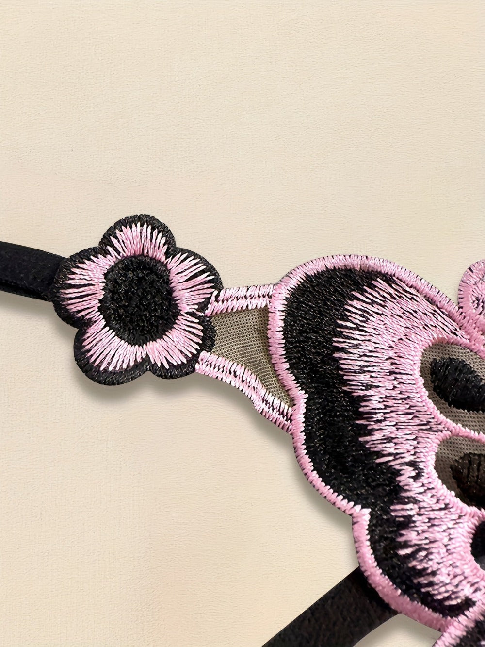 Women's 7-Pack Low-Rise Thongs - Butterfly Print Daily Comfort