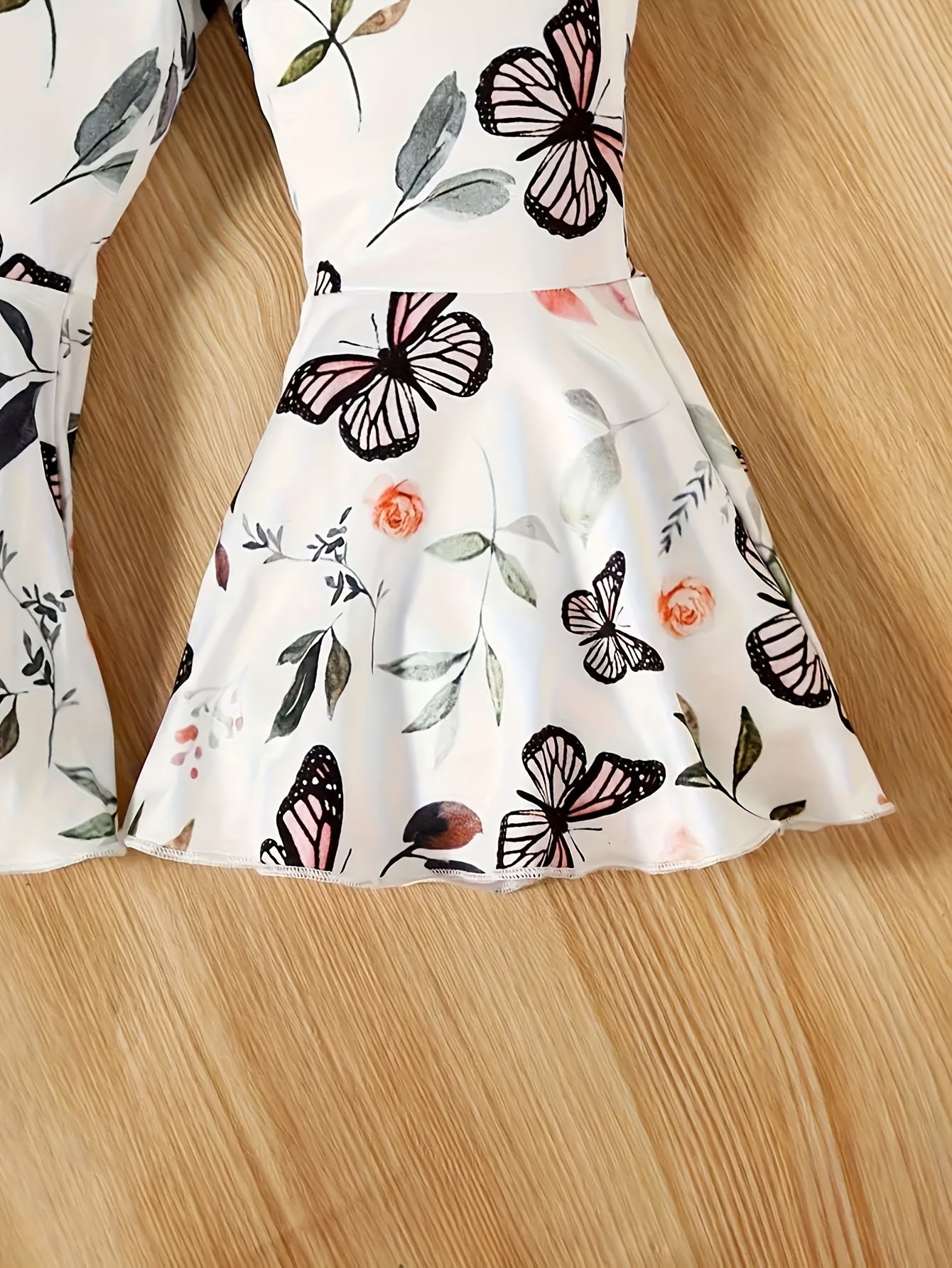 2pcs Of Baby Girl Winter Pink Bow Flared Sleeve Jumpsuit with Butterfly Print Flared Pants And Pants Casual Set, Perfect for Outdoor