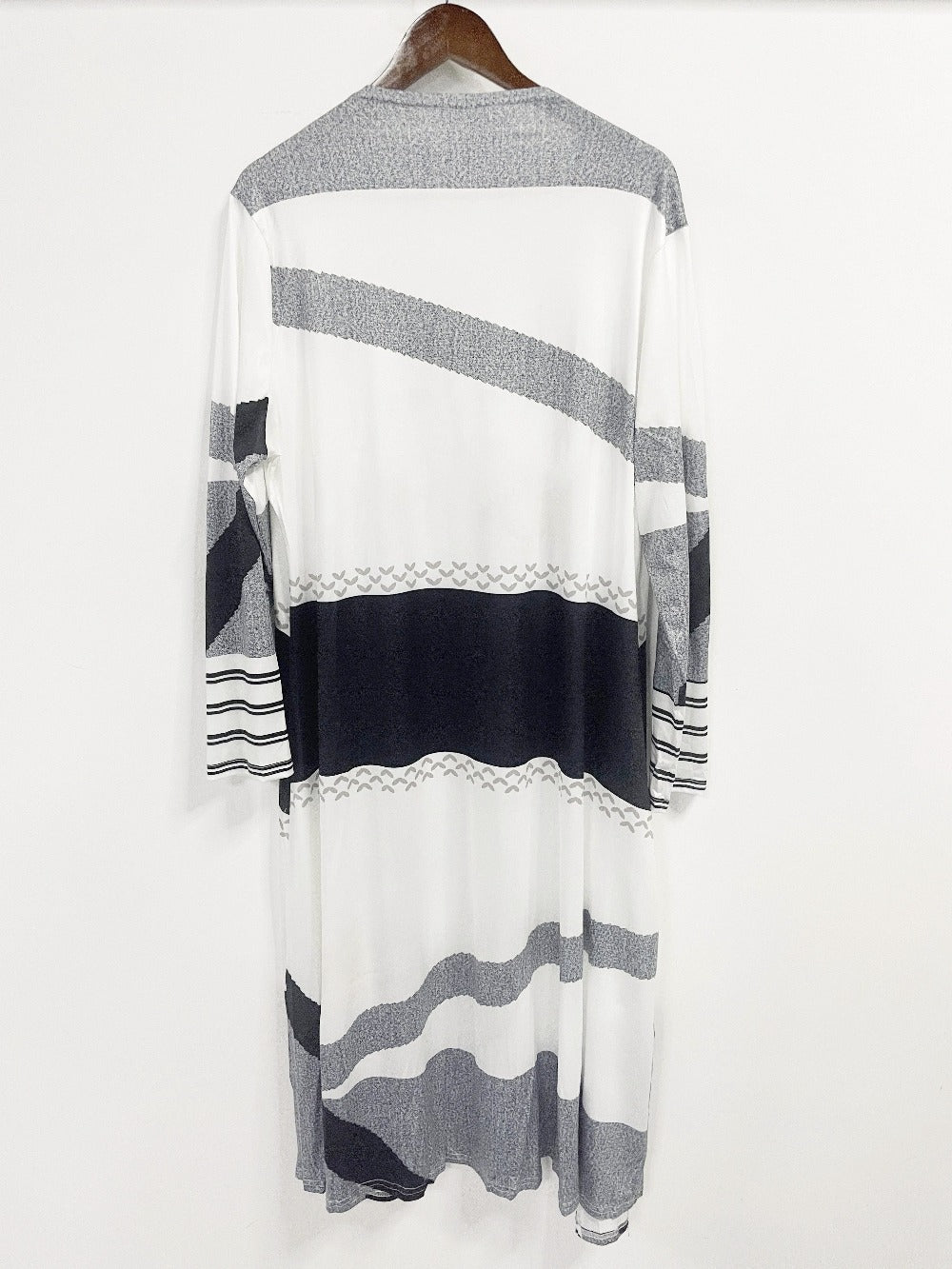 Women's Lightweight Graphic Open-Front Cardigan