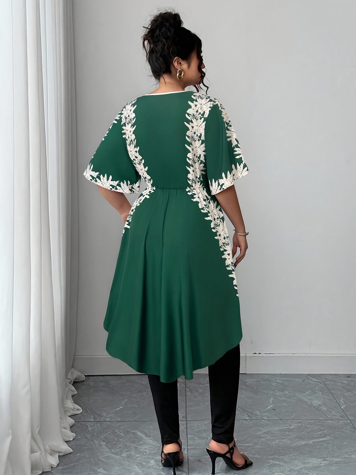 Women's White Polyester Printed V-Neck Dress - product view 36