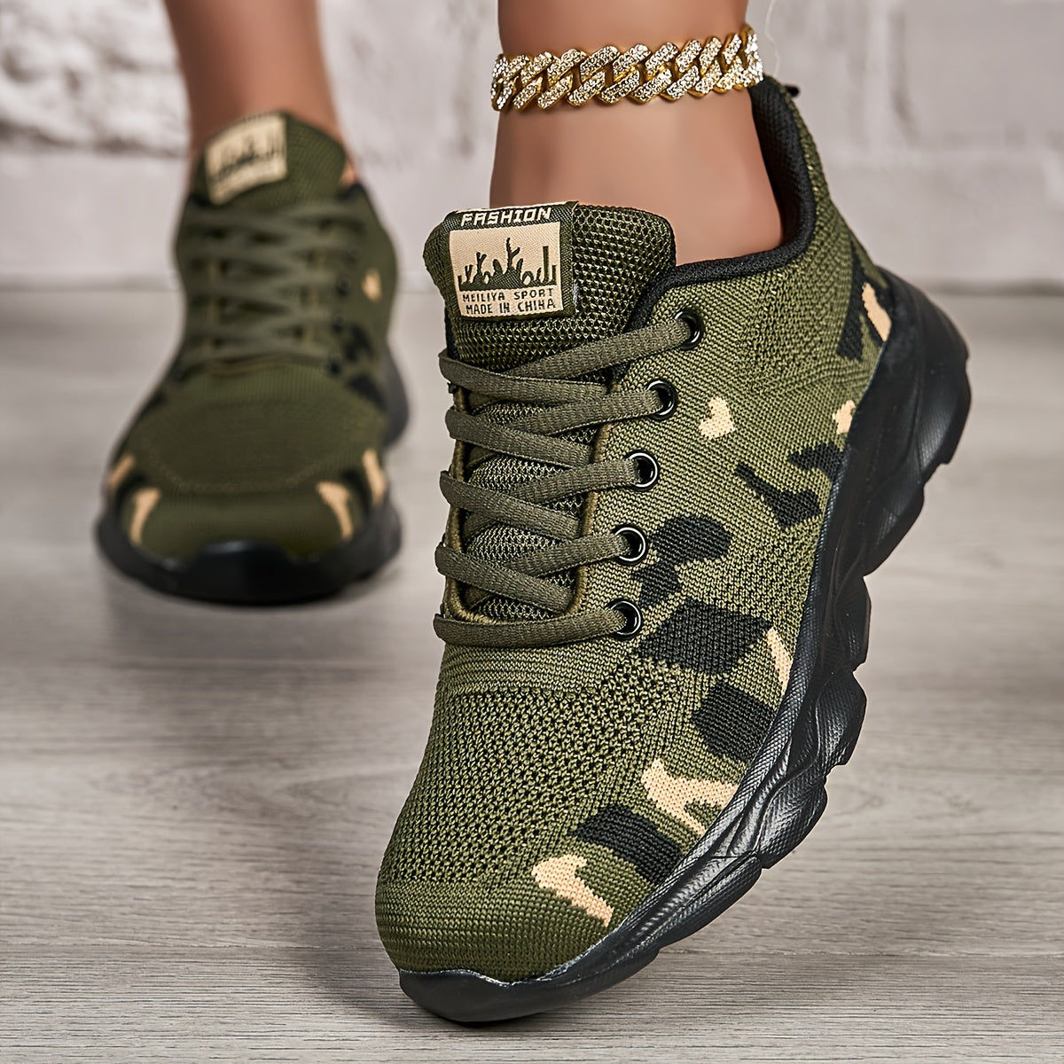 Adventure Ready Men's Camouflage Sneakers - Breathable Mesh & Non-Slip Rubber Sole, Military-Style Casual Shoes for Hiking, Outdoor, Travel | Secure Fit Lace-Up Design, All-Season Comfort, Black & Brown Options, Outdoor Hiking Footwear, Stylish Camo Patte