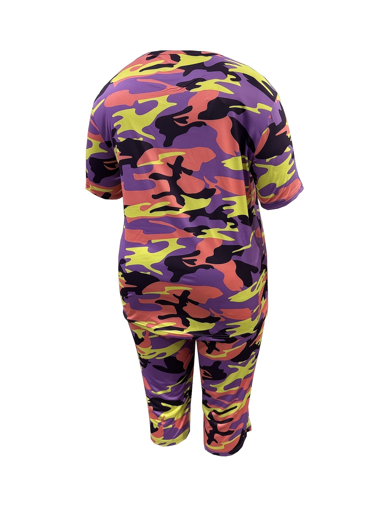 Plus Size - Plus Size - Women'S Plus Size Fashion: Camouflage Print T-Shirt with Round Neck And Cropped Pants Set, Casual Two-Piece Outfit