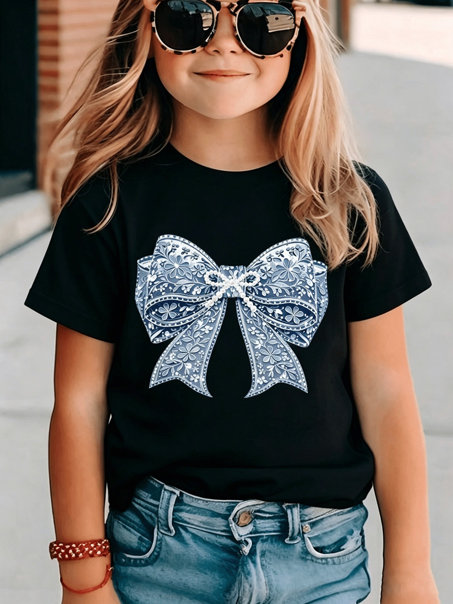 [Bow Print T-Shirt] Casual Bow Print Short-Sleeved T-Shirt for Girls (One Top Only, Bottoms Not Included), Soft and Comfortable Round Neck Top for Girls, Casual, Stylish and Versatile, Suitable for Casual Attire and Outdoor Activities, Teenage Clothing