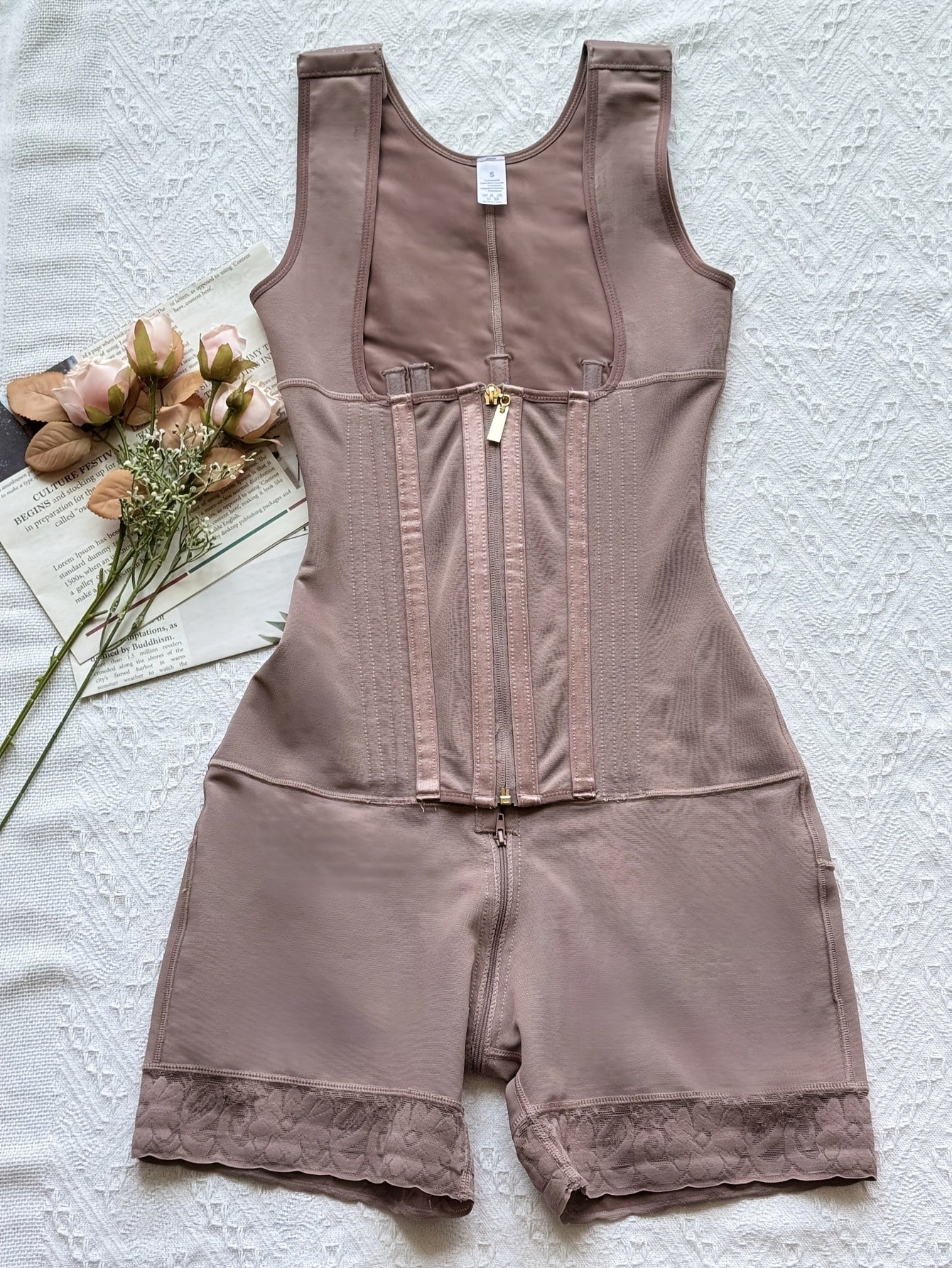 Women's 2-in-1 Adjustable Abdominal Shaping Bodysuit Post-Surgery Abdominal Control Full-Body Bodysuit | Leg-Shaping Shorts Hip-Lifting Zipper-Style Butt Lifter - Suitable for Daily Wear And Exercise | Strong Support Lines, Waist Shaping Garment