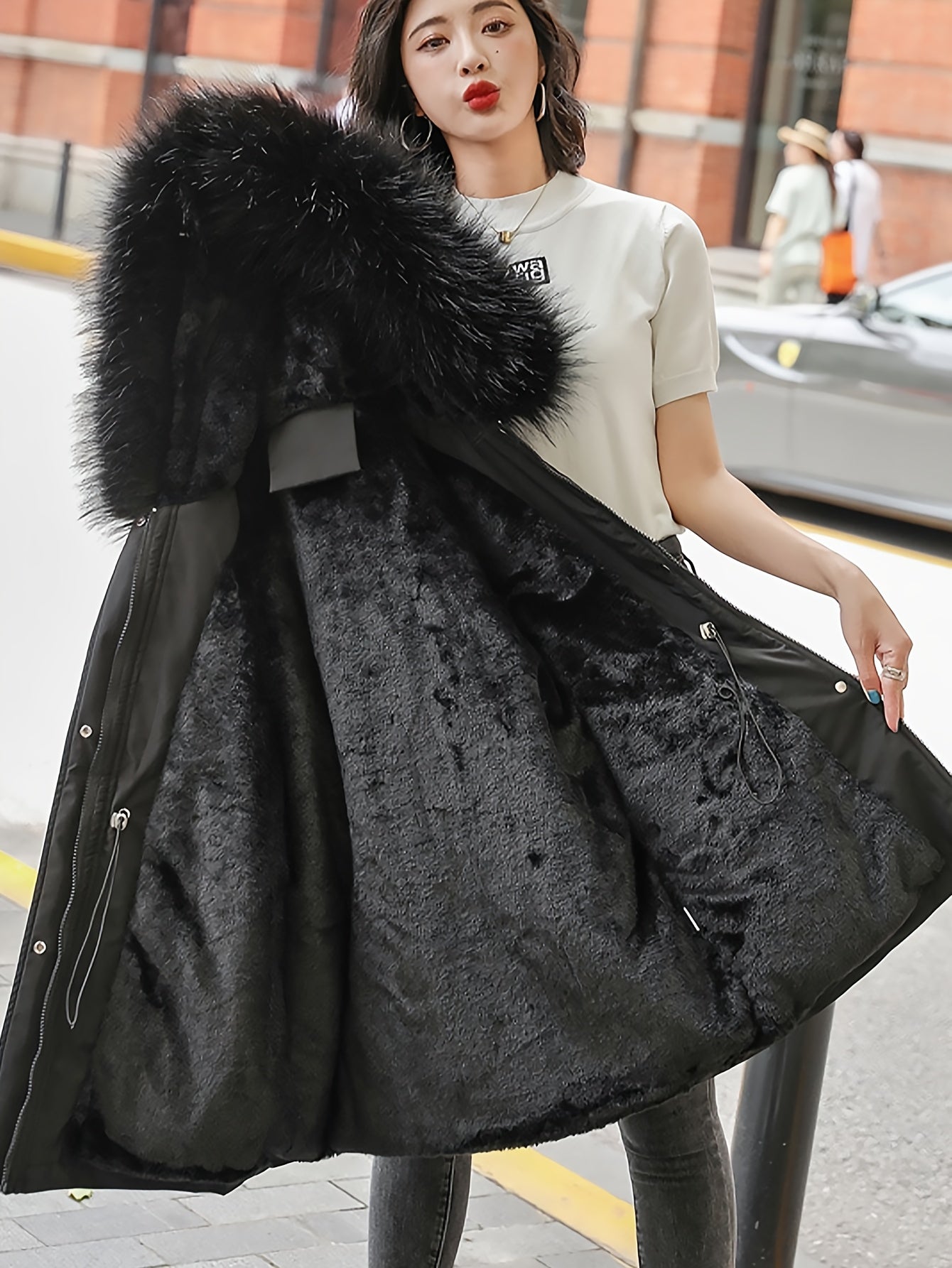 Women's Parka Coat 2025 Winter Thickened Padded Coat, Fashionable and Versatile with Detachable Collar, Waist Drawstring Design, and Lining