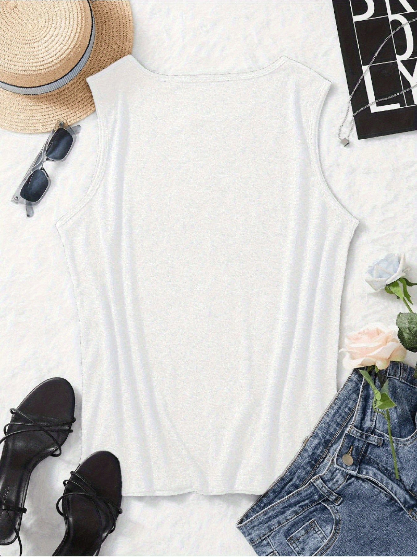 Loose Fit V-neck Short Sleeve T-shirt, Geometric Palm Tree Design- Summer Casual Top, Machine Washable