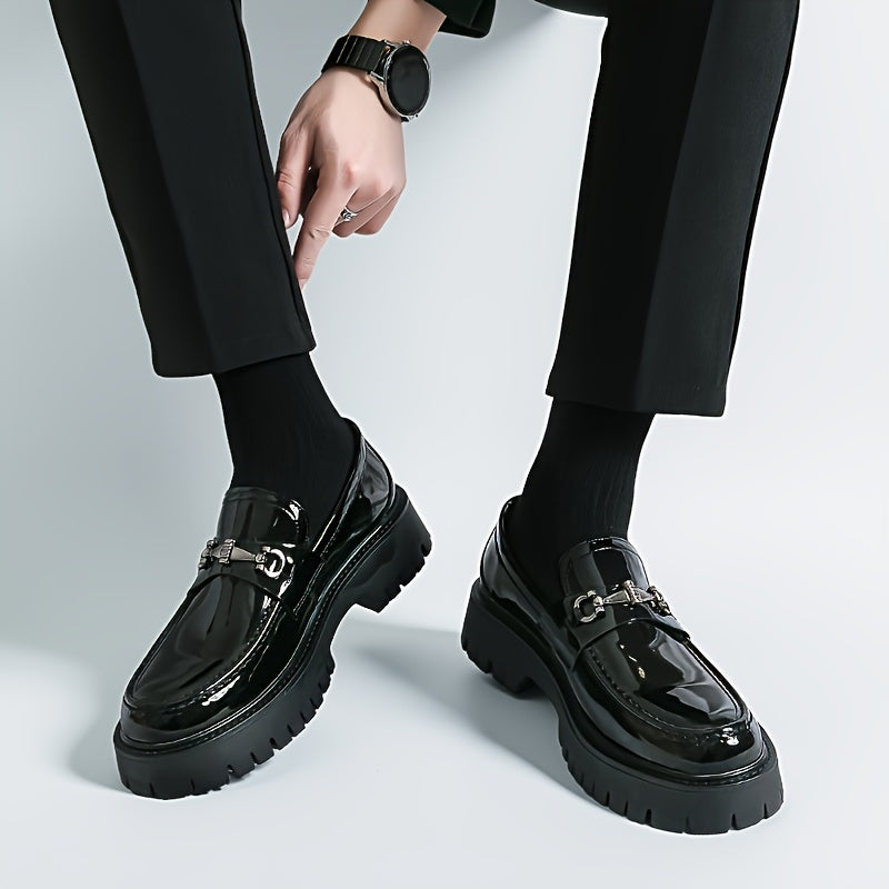 [Party Wedding Prom] Men's Patent Platform Slip-On Loafers, Fashion Round Toe Metal Decoration Non-Slip Thick Sole Business Dress Shoes Casual Party Wedding Prom Shoes All-Season Versatile for Office, Party, Casual Wear - Slip-On Round Toe Design