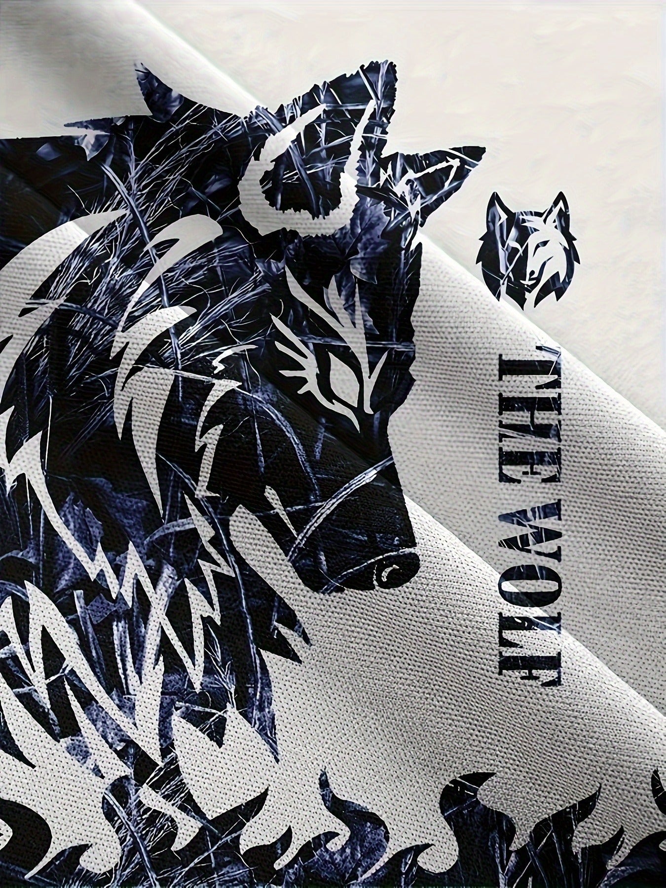 Summer Men's wolf pattern casual round neck short-sleeved T-shirt and shorts 2pcs set, suitable for outdoor activities