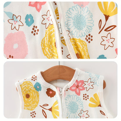 Set of 3 Baby Sleeping Bags Featuring a Two-Way Zipper, Perfect for Swaddling Newborns. This Comfortable Wrap Is Made from 100% And Is Designed for Infants Aged 0-6 Months. It Allows for Easy Diaper Changes And Helps Reduce The Startle Reflex