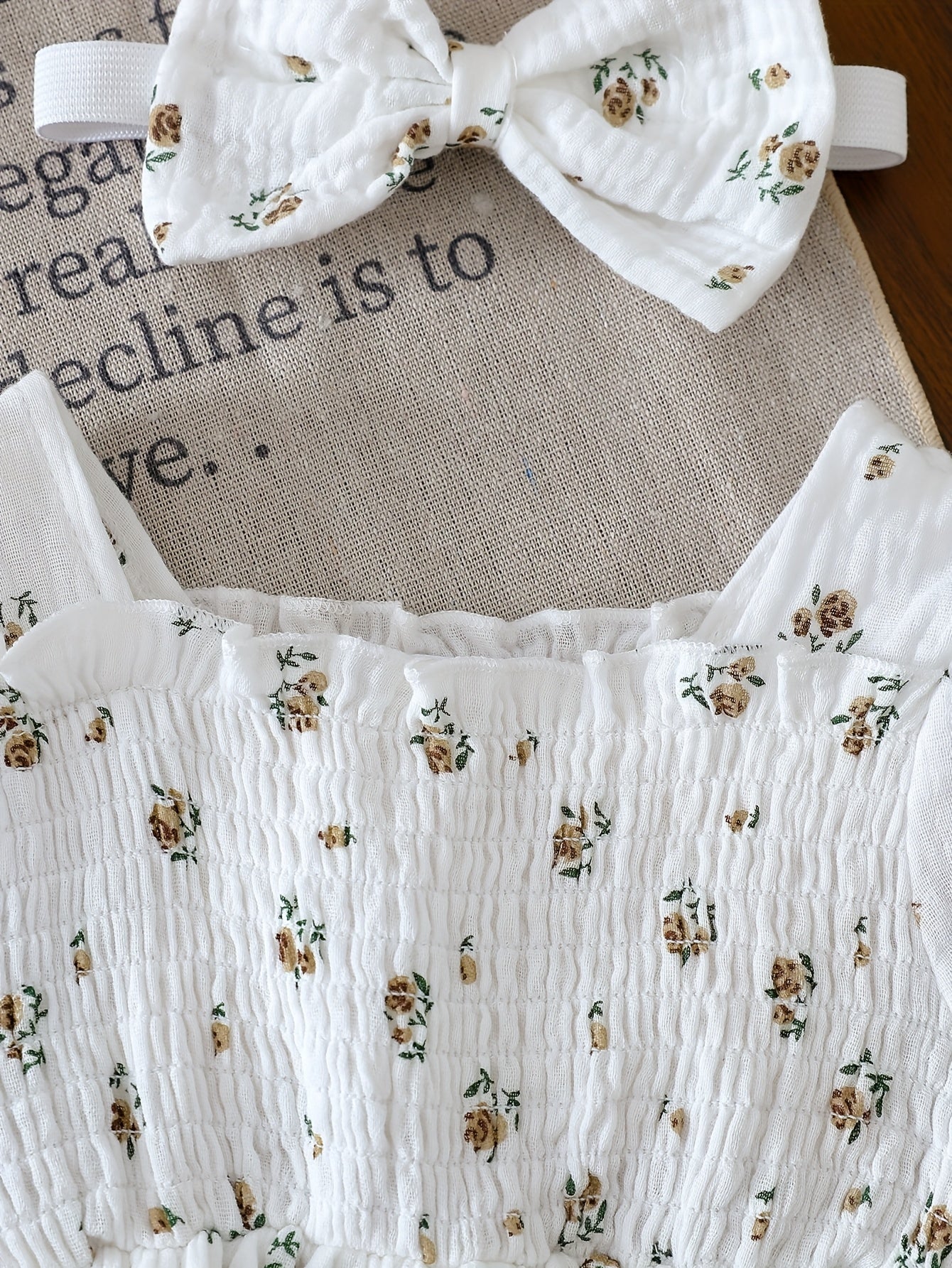 Baby Girl's Long-Sleeve Floral Romper And Bowknot Headband Set - Suitable for Babies Aged 3-24 Months, Perfect for Outdoor