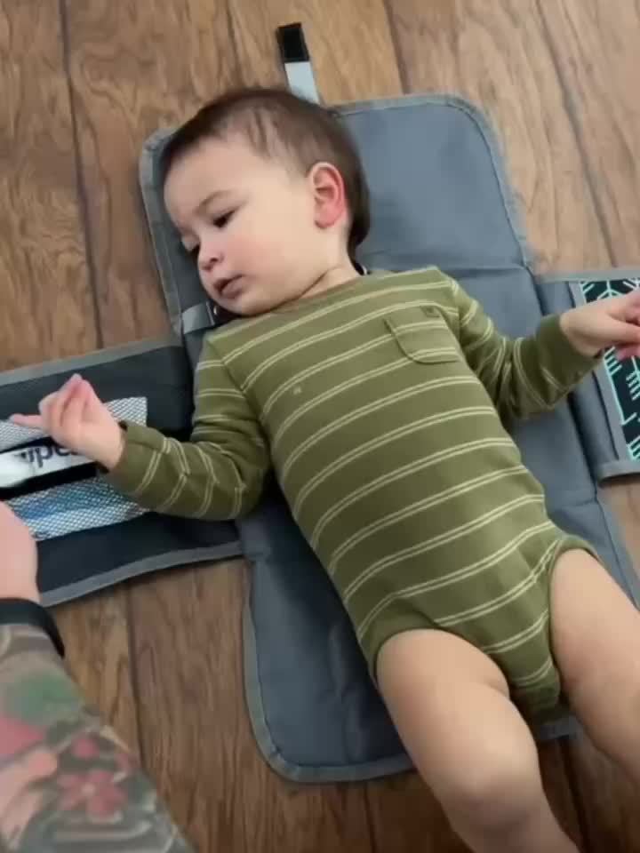 Portable Changing Mat Perfect for Changing Bags Or Changing Tables. One-handed Changing Mat. Travel Changing Mat. Perfect As A Shower Gift, Essential, Unisex Item, Or Christmas, Halloween, Or Thanksgiving Gift.