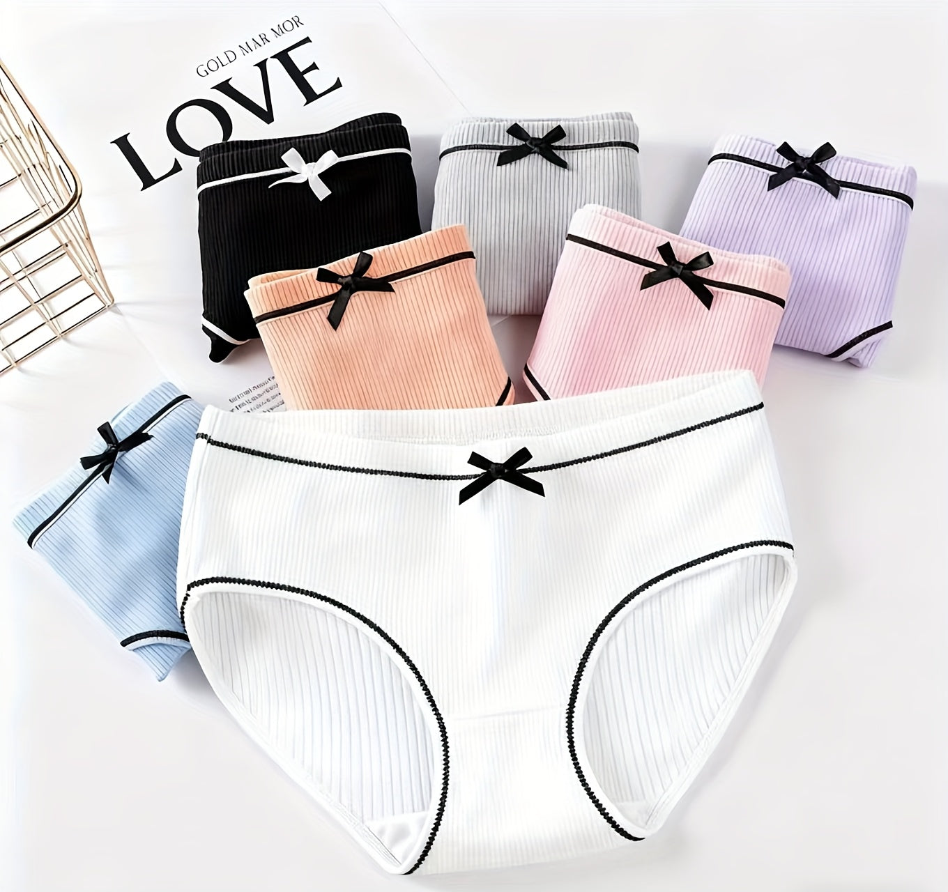 Random 12pcs, Girls' Tight Pants, with Bowknot Pattern. Comfortable to Wear, Good Breathability. Girls' Triangular Underwear, In Multiple Colors.