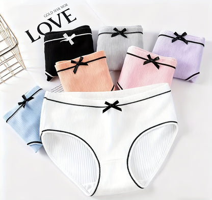 Random 12pcs, Girls' Tight Pants, with Bowknot Pattern. Comfortable to Wear, Good Breathability. Girls' Triangular Underwear, In Multiple Colors.