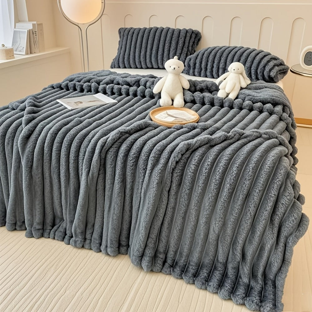Faux Rabbit Fur Bed Blanket - Creamy Soft Oversized Style