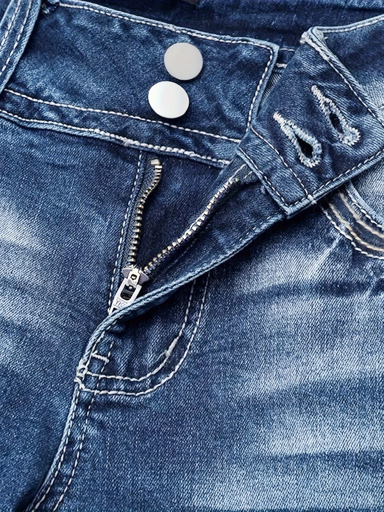 Slim Straight Leg Jeans for Women with Elastic, Angled Pockets, Traditional Double Button Fastening, And Comfortable for Everyday Wear