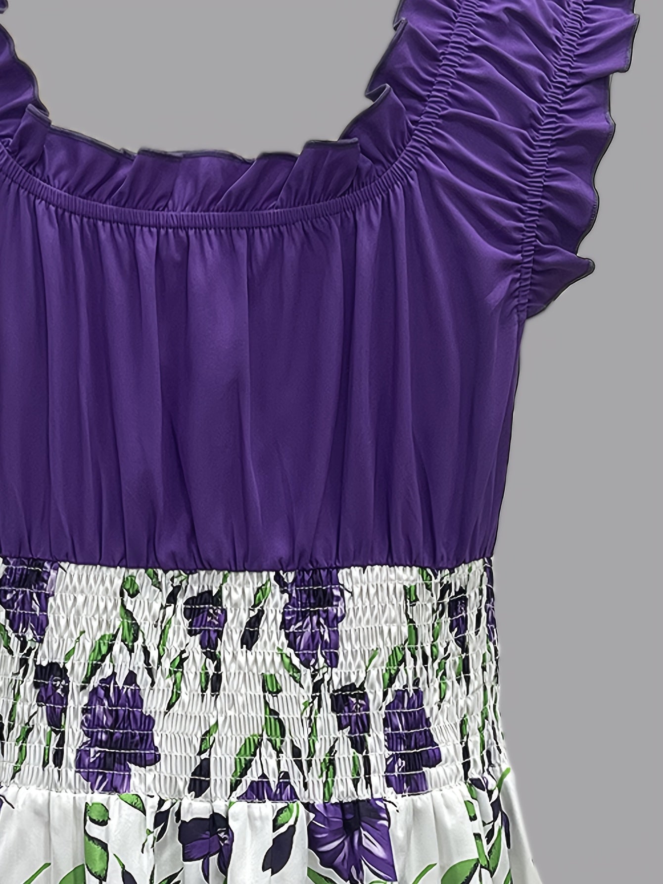 Attractive Honey-Themed Fashion, Charming Floral Mini Dress for Women, Featuring a Round Neckline And No Cuffs, Perfect for Summer Outings, Beach Days, Garden Dates, Anniversary Surprises, And As a Delightful Gift