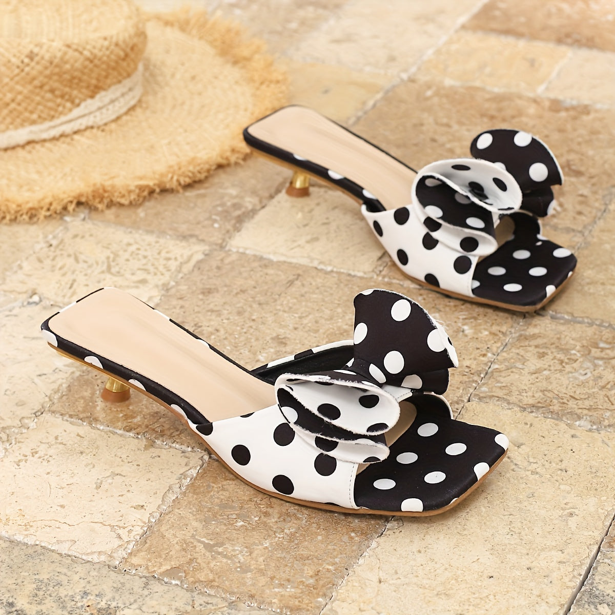 A Pair Of Polka Dot Women's Slim Heel Sandals, Polka Dot Fashion Casual Simple Ladies Sandals, Black And White with Simple Golden Fashion Sandals, French Open-toe Square-toe Temperament Slippers, Versatile Women's Shoes On Shopping And Vacation