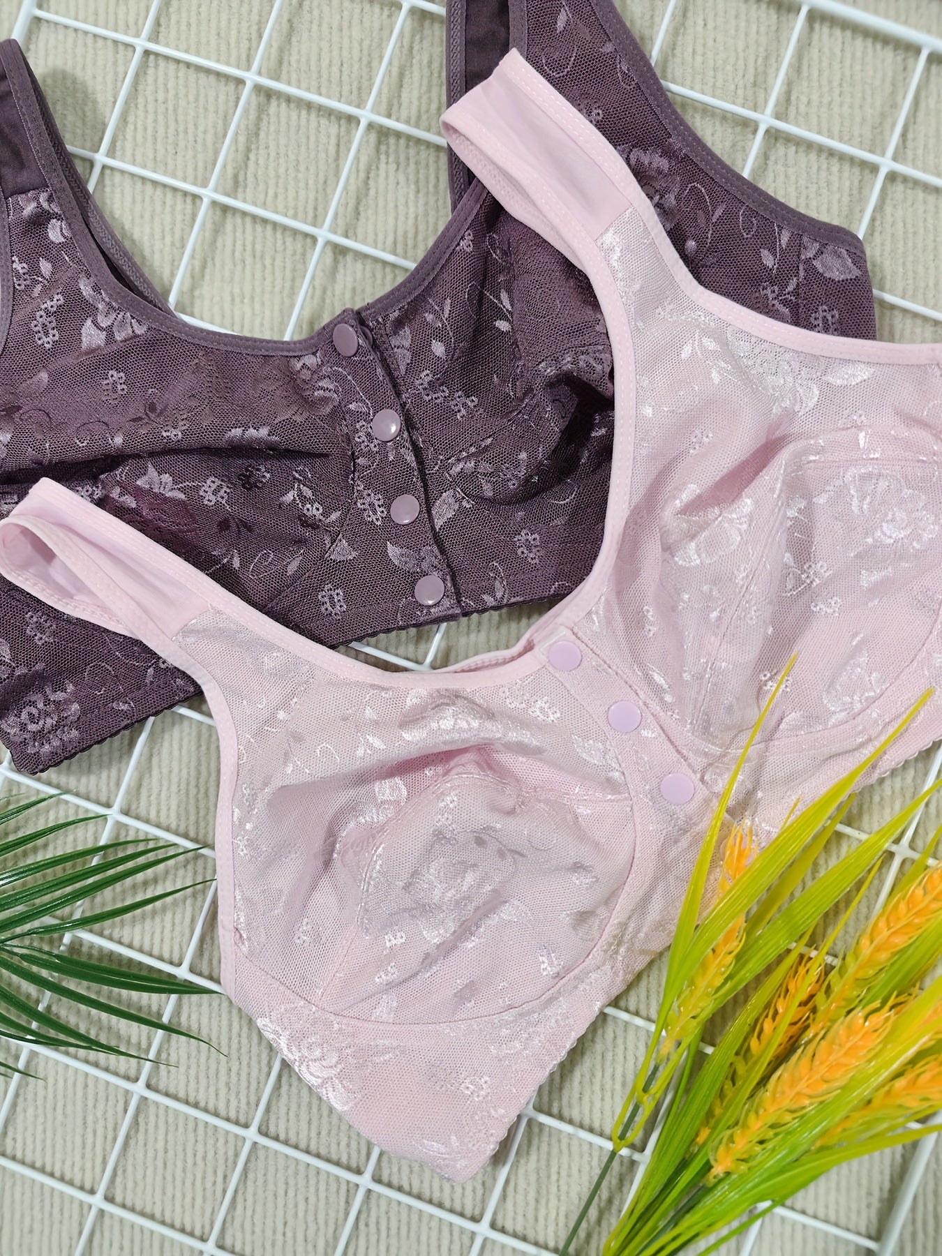 2-Pack Valentine'S Day Special Women'S Sexy Floral Lace Front Closure Bras - No Padding Thin Support Wire-Free Comfort Bras for Casual Attire, Black & Pink, Hand Wash Solely