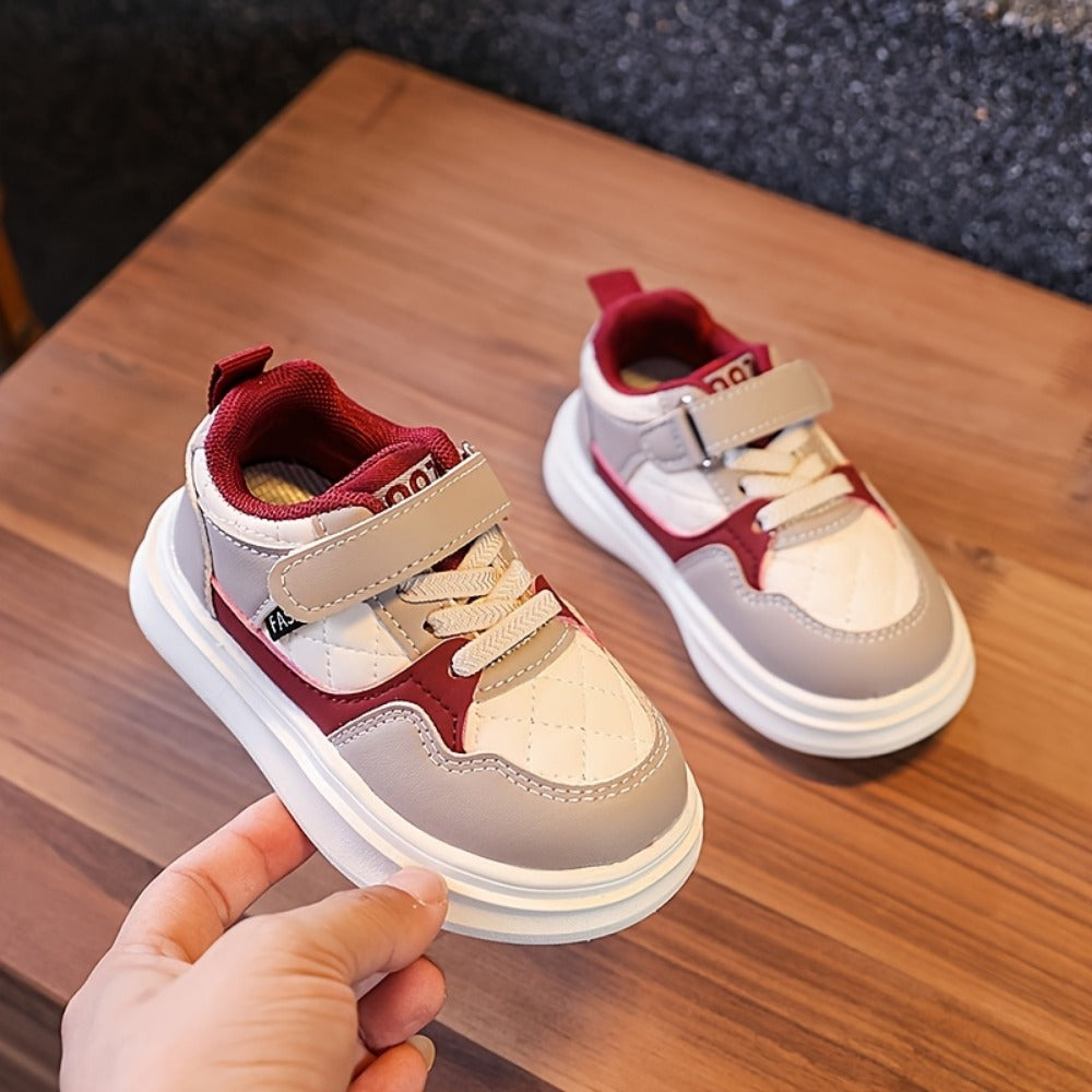 Kids' Running Shoes - Comfort Fit for Active Days 608037