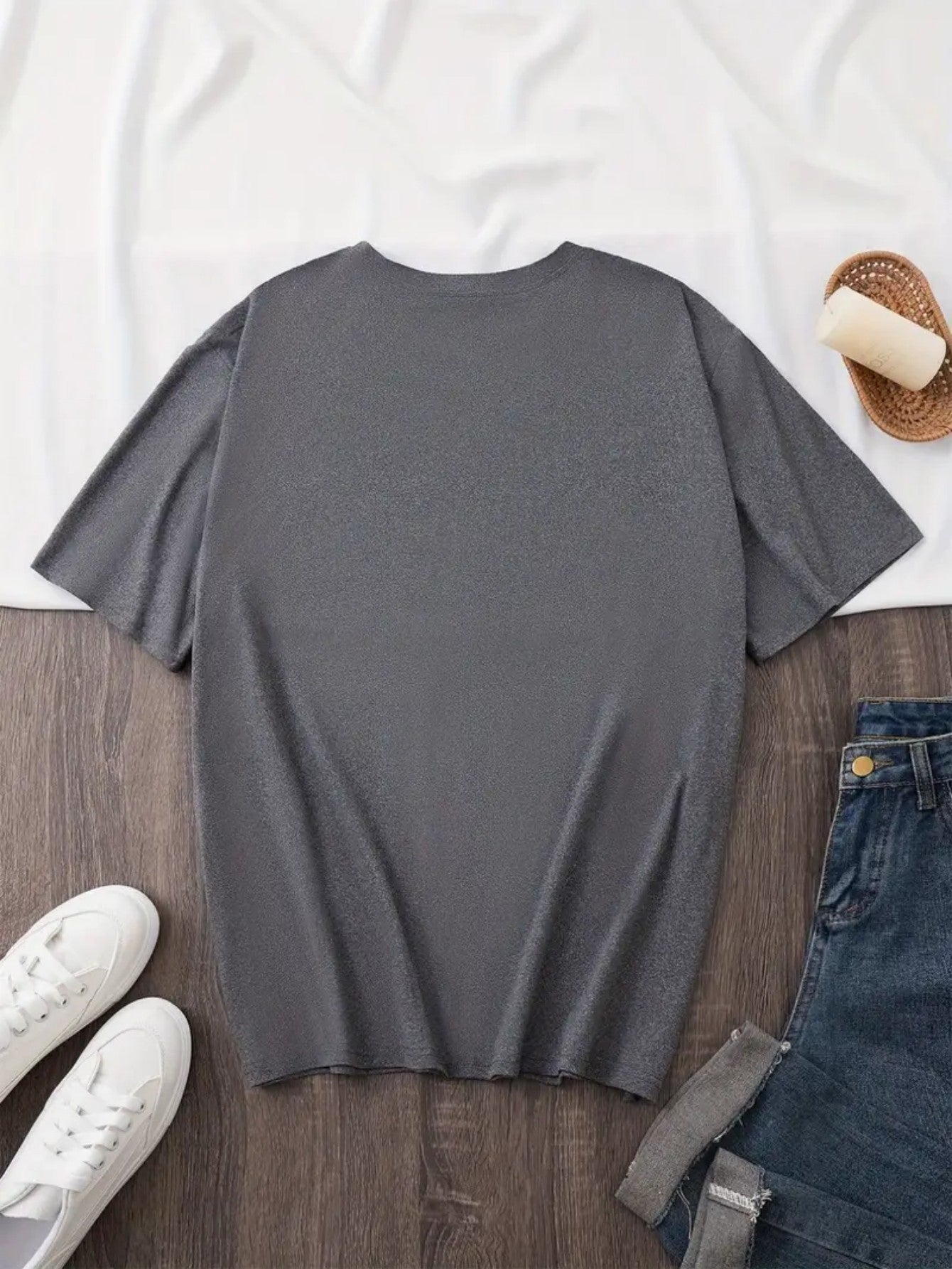 Plus Size Women's Clothing Blend Christmas Print Fun Holiday T-Shirt Women's Casual Loose Top Holiday Party Outfit Fashion Seasonal Pattern T-Shirt Comfortable Soft Plus Size Shirt Suitable for Winter Celebrations