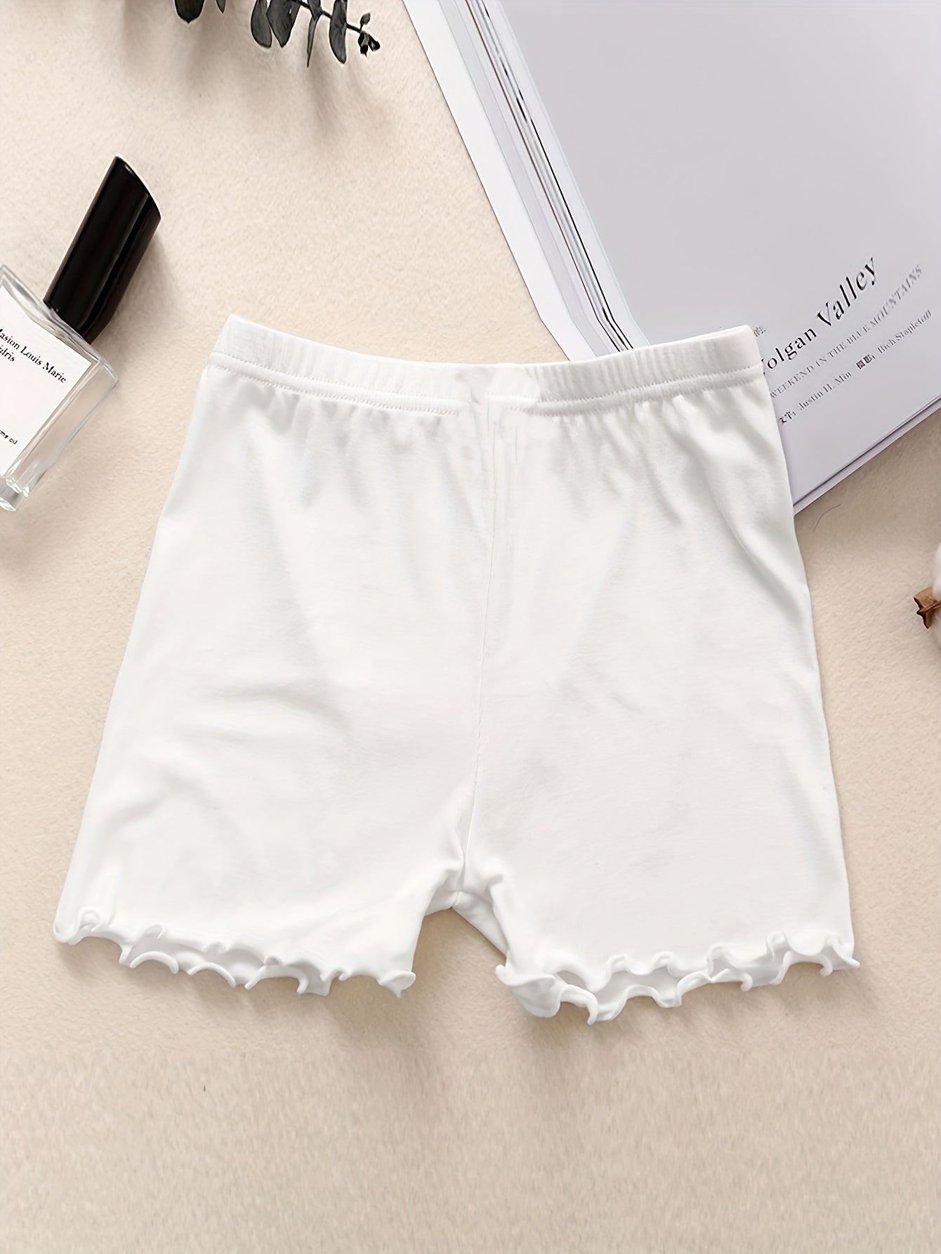 7pcs Girls' Sweet & Cute Colorful Boxer Briefs - Soft Polyester & Elastane Blend, Comfortable Safety Shorts with Bow Detail, Non-Transparent, All-Season Wear, Casual Youngsters Shorts|Playful Bow Detail|Knitted Construction