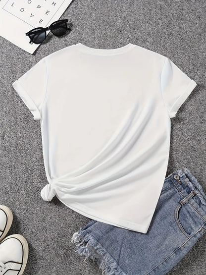 Plus Size Women's Light Blue Smiling Daisy & Smile Letter Print T-Shirt - Soft Breathable Short Sleeve Round Neck Top, Casual Spring Summer Blouse with White Daisies & joyful Face Design, Machine Washable Casual Attire for Parties & Picnic