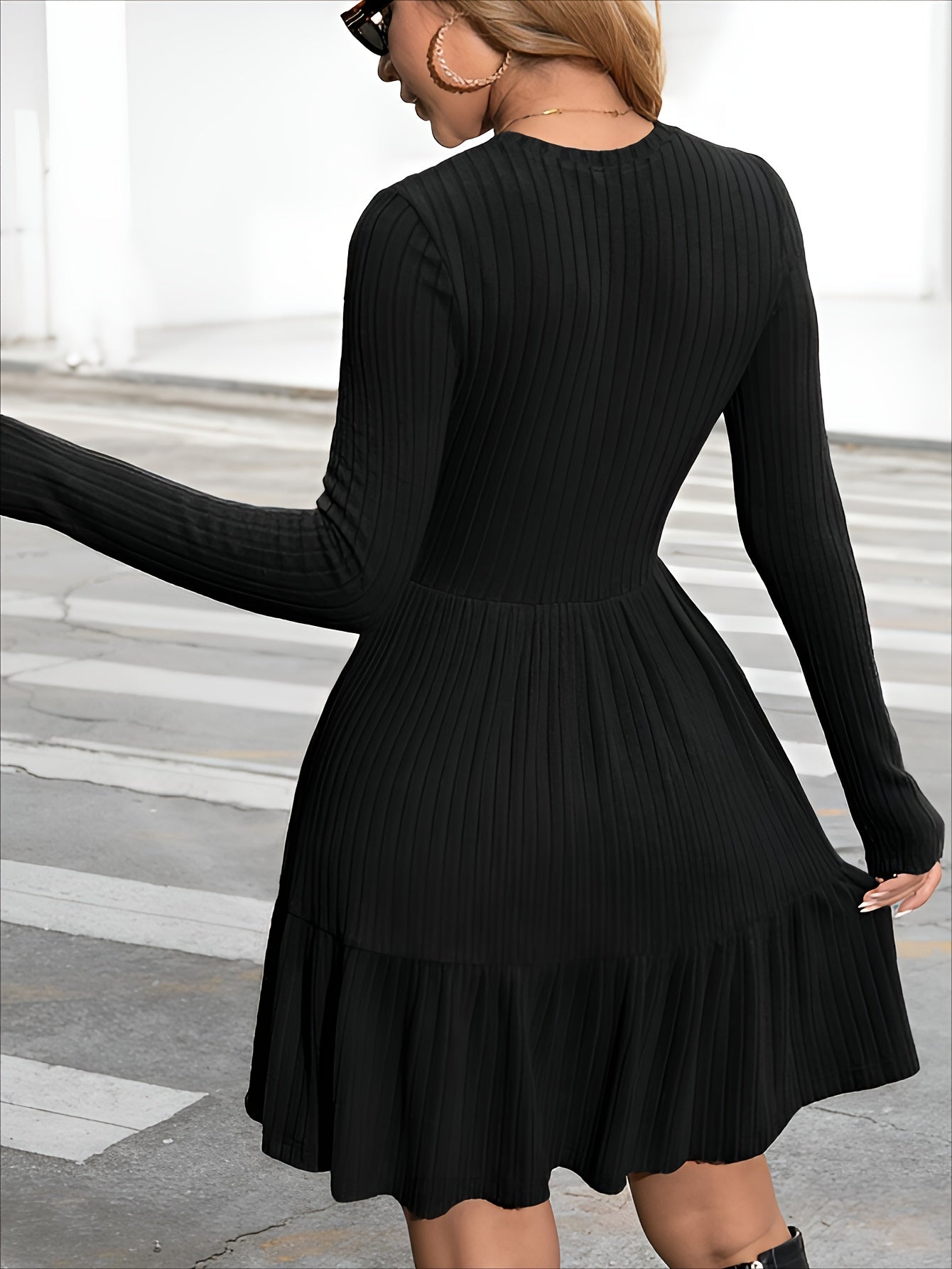 Autumn Style Casual Ruffle Trimmed Skirt, Fitted A-Line Mini Spring Sweater Dress with Knee-Length Fashionable Long Sleeves, A-Line Skirt, Round Neckline, Dropped Shoulder Hem, Fabric, Short Dress, Elegant Women'S Ribbed Long Sleeve Dress