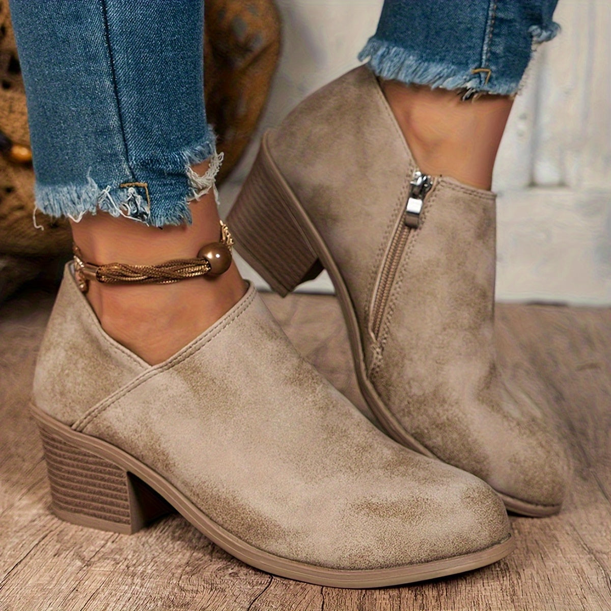 Women's Pointed Toe Fashionable Versatile Ankle Boots with a Low Flat Heel, Women Shoes