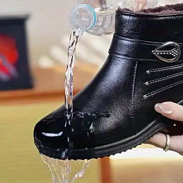 Middle-aged and Elderly Women'S Shoes Winter Soft Sole Non-slip Boots Thickened Fleece Short Boots Elderly Women'S Warm Shoes Grandma'S Shoes