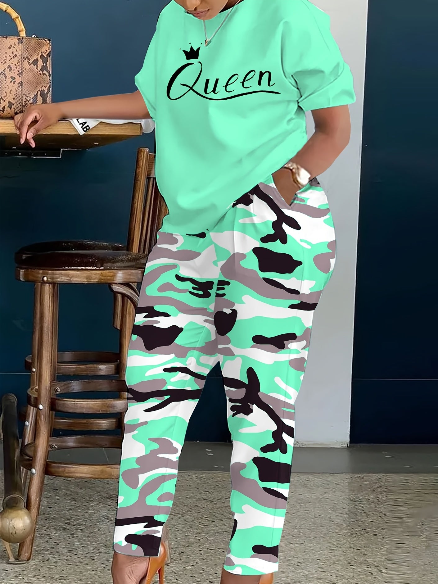 Plus Size - LADIES' Plus Size Daily Fashion Casual Set: Letter Print Crew Neck Short Sleeve T-shirt + Camouflage Long Pants With Pockets