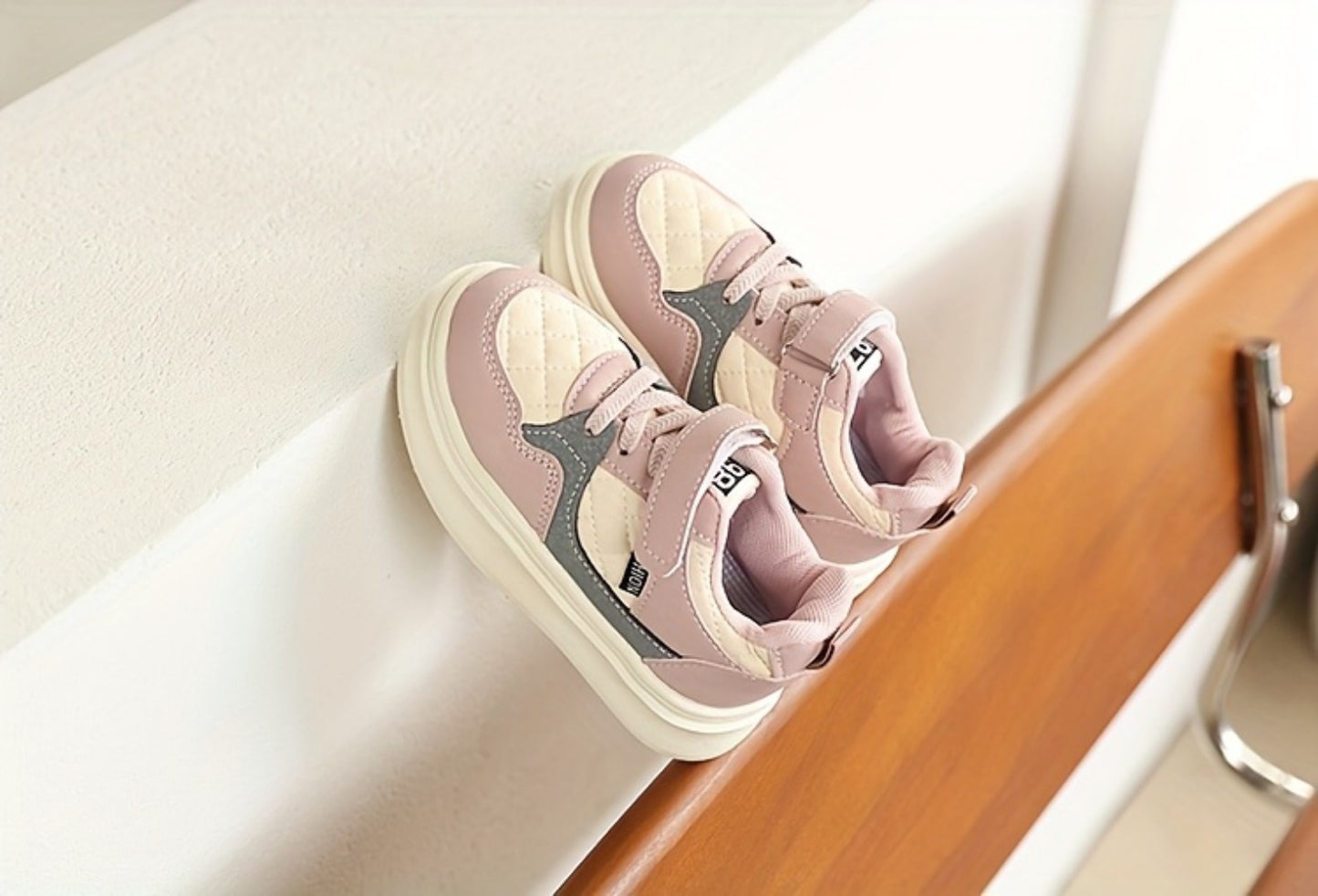 Kids' Running Shoes - Comfort Fit for Active Days 608037