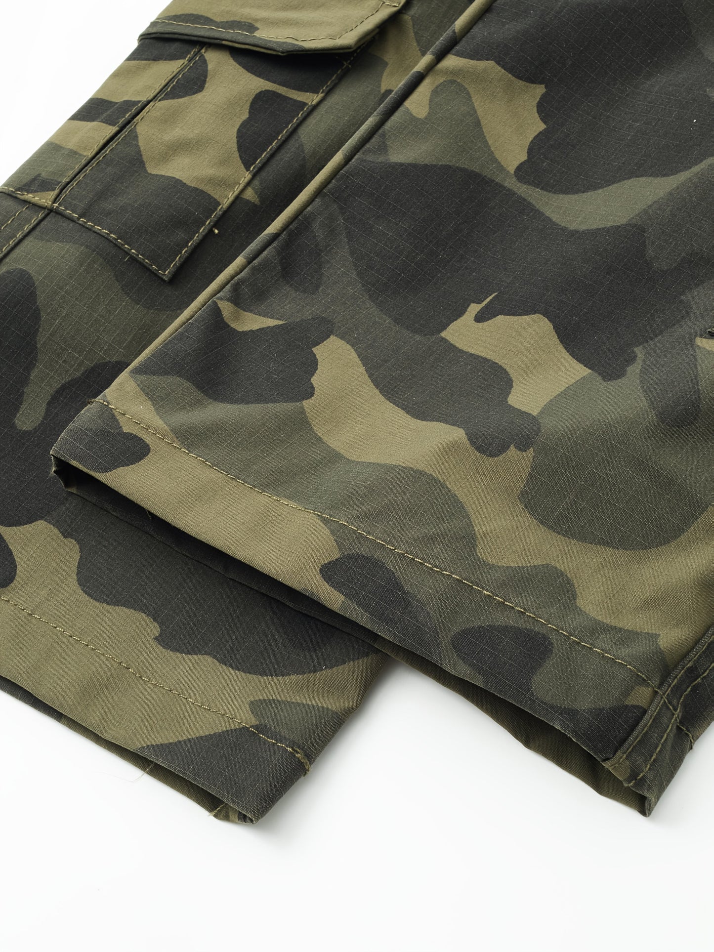 Men's Camouflage Outdoor Tactical Cargo Pants with Multiple Pockets