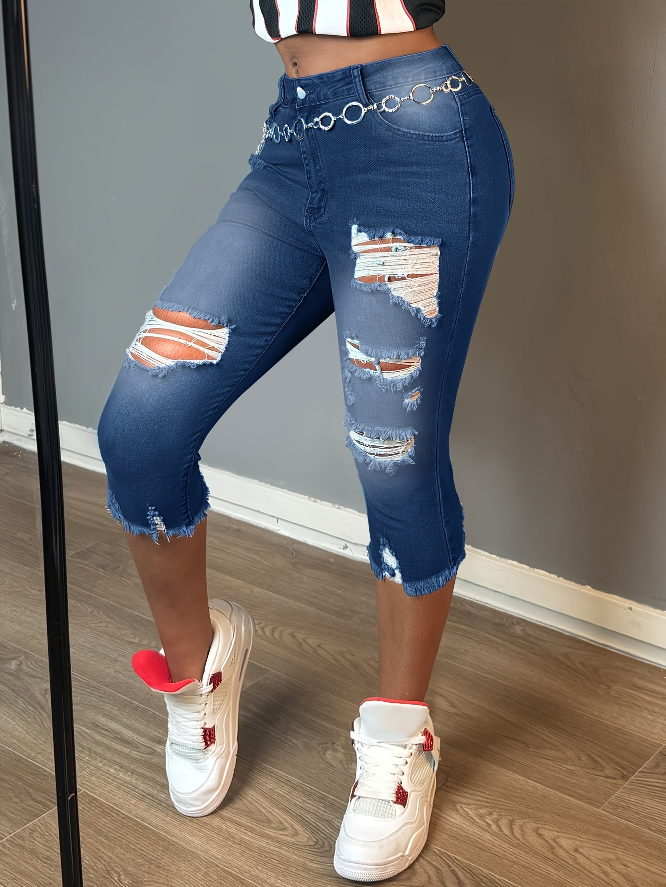 Women Fashion Casual Ripped Capri Jeans Slim Fit Stretchy Denim Pants Classic Raw Hem Denim Three Quarter Pants