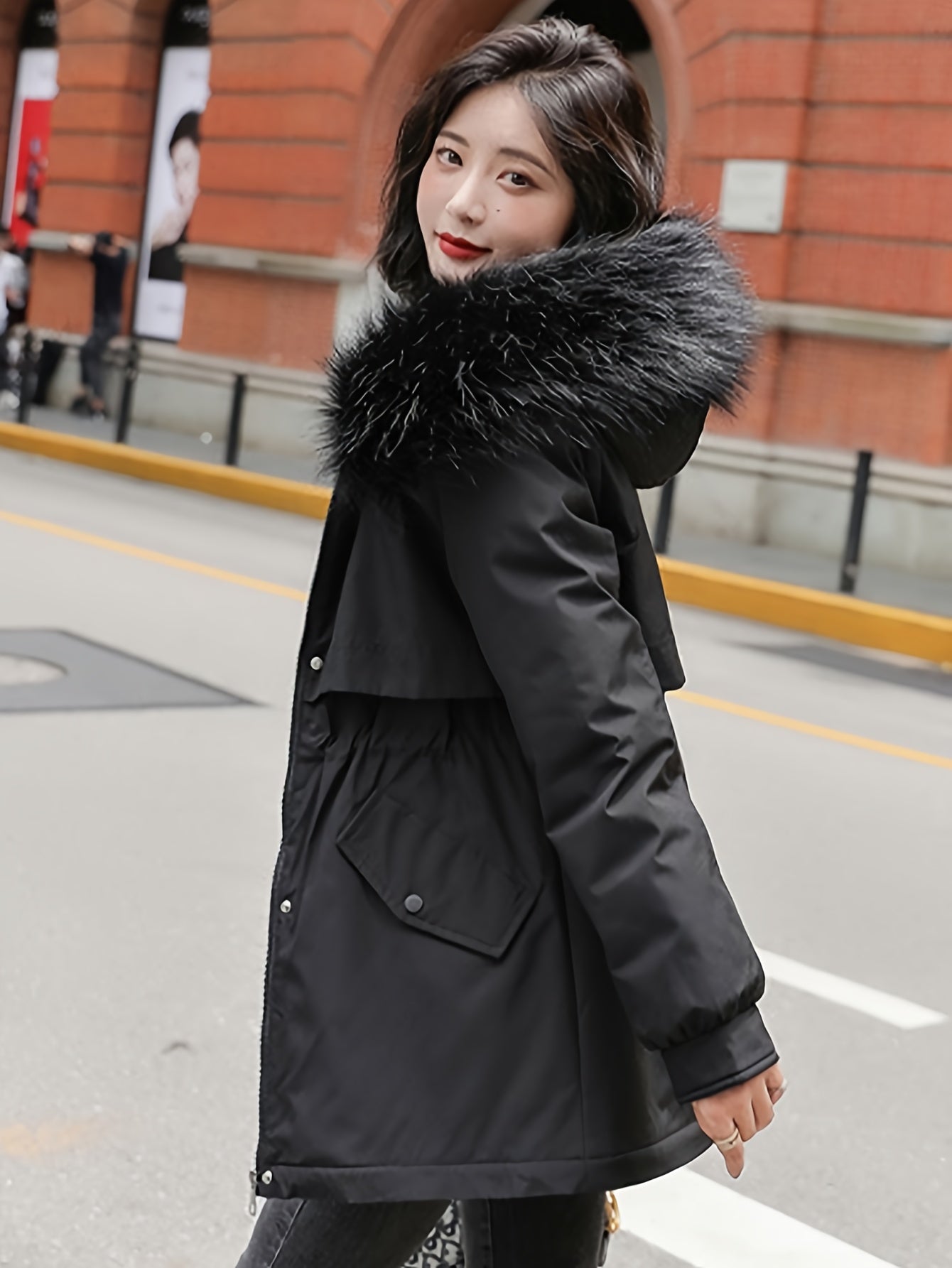 Women's Parka Coat 2025 Winter Thickened Padded Coat, Fashionable and Versatile with Detachable Collar, Waist Drawstring Design, and Lining