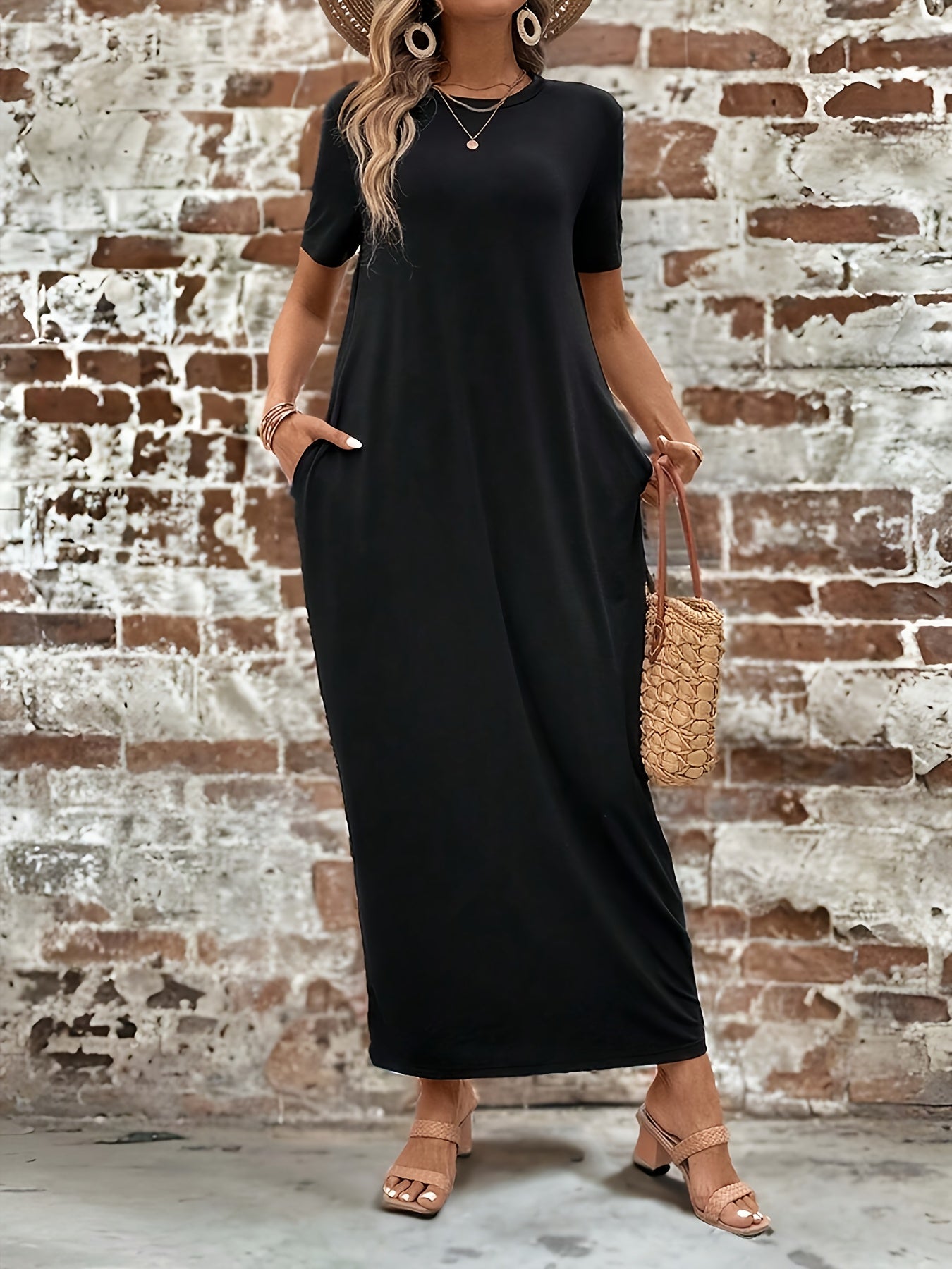 New Women'S Long Dress for Spring, Summer, And Autumn Featuring a Solid Color, Short Sleeves, And a Loose, Relaxed Fit for a Stylish Casual Look