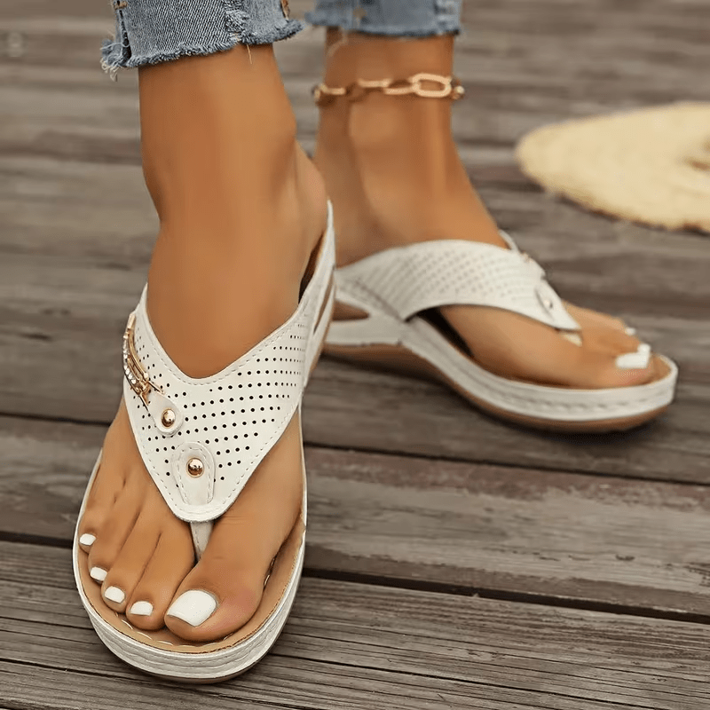 [Clip Toe Thong Sandals] 2026 New Women's Clip Toe Thong Sandals - Thick Elevated Sole, Fashionable Non-Slip Beach Shoes, Lightweight And Versatile for Casual Vacation, Comfortable Soft Sole, Plus Sizes Sandals, Women Shoes