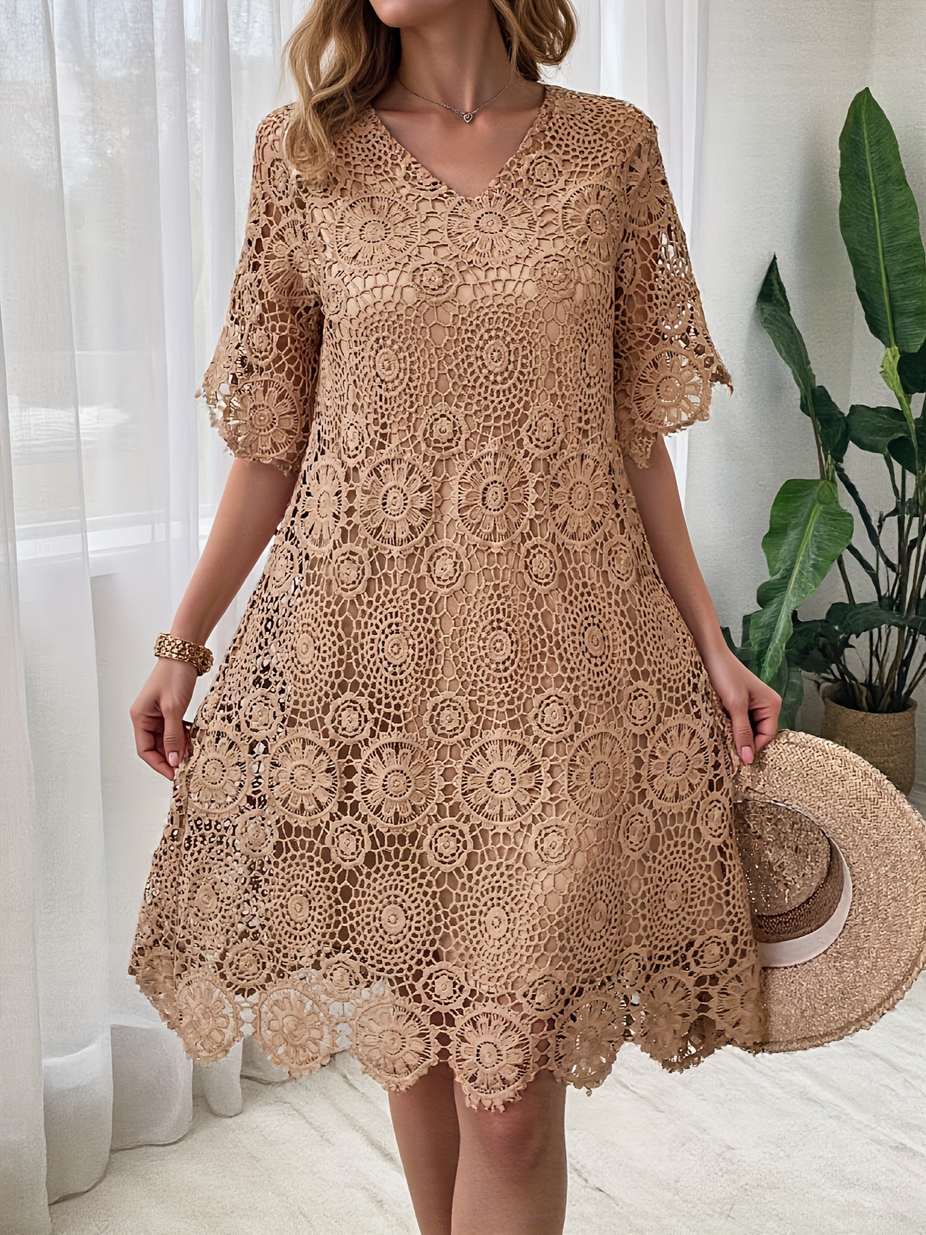 Women'S Fashion Solid Color Short Sleeve V-Neck Dress with Lining Hollow Out Lace Dresses