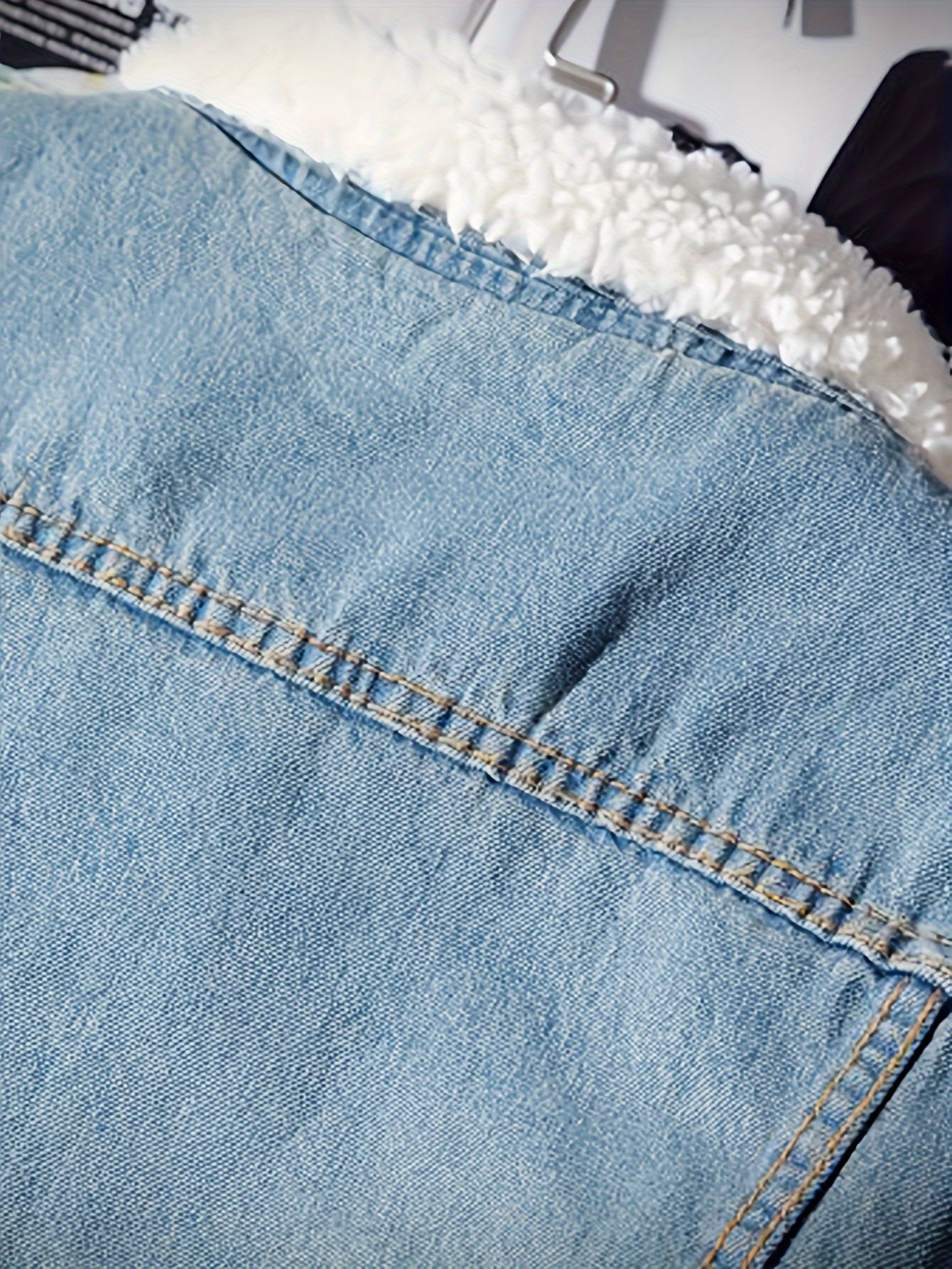 Men's Sherpa Fleece Lined Denim Jacket - Warm Winter Trucker Jacket - Cowboy Jean Jacket - Soft Fleece Lining & Durable Denim - For Men - Perfect for Cold Weather & Outdoor Activities - Ideal Gift for Winter Holidays