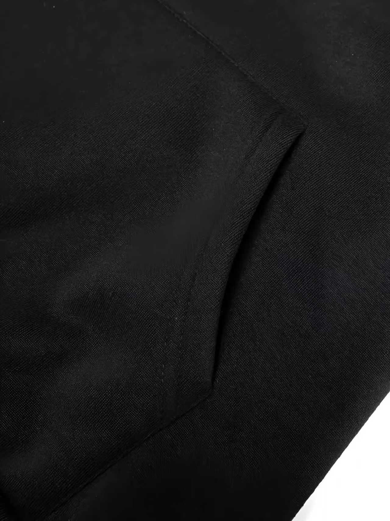 1 Piece I Love My King or I Love My Queen Hoodie - Bold and stylish black hoodie with decorative heart accents, perfect for couples to wear - Comfortably express your love and emotions, suitable for any occasion
