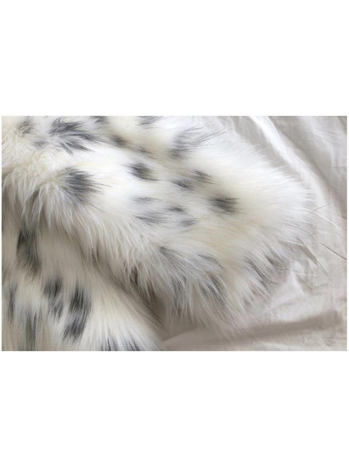 Black And White Leopard Print Women's Faux Fur Coat with Fashionable Long Collar Fox Fur Jacket