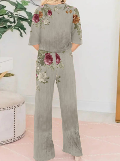 Retro Floral Patterned Outfit, Featuring a Crew Neck Top with Half Sleeves And Loose Straight-Leg Trousers, Designed for Women