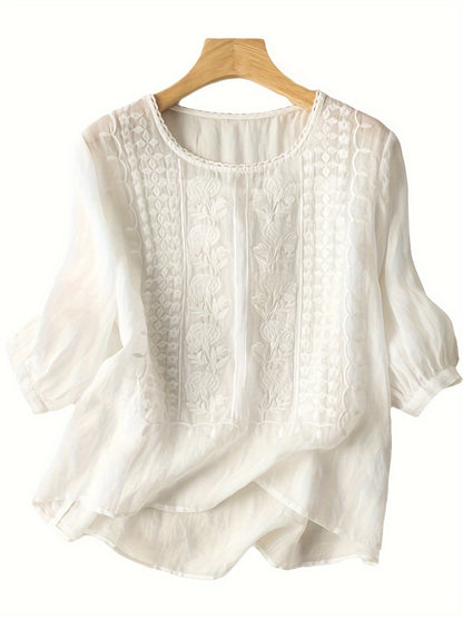 Women'S Embroidered T-Shirt in Various Colors and Sizes