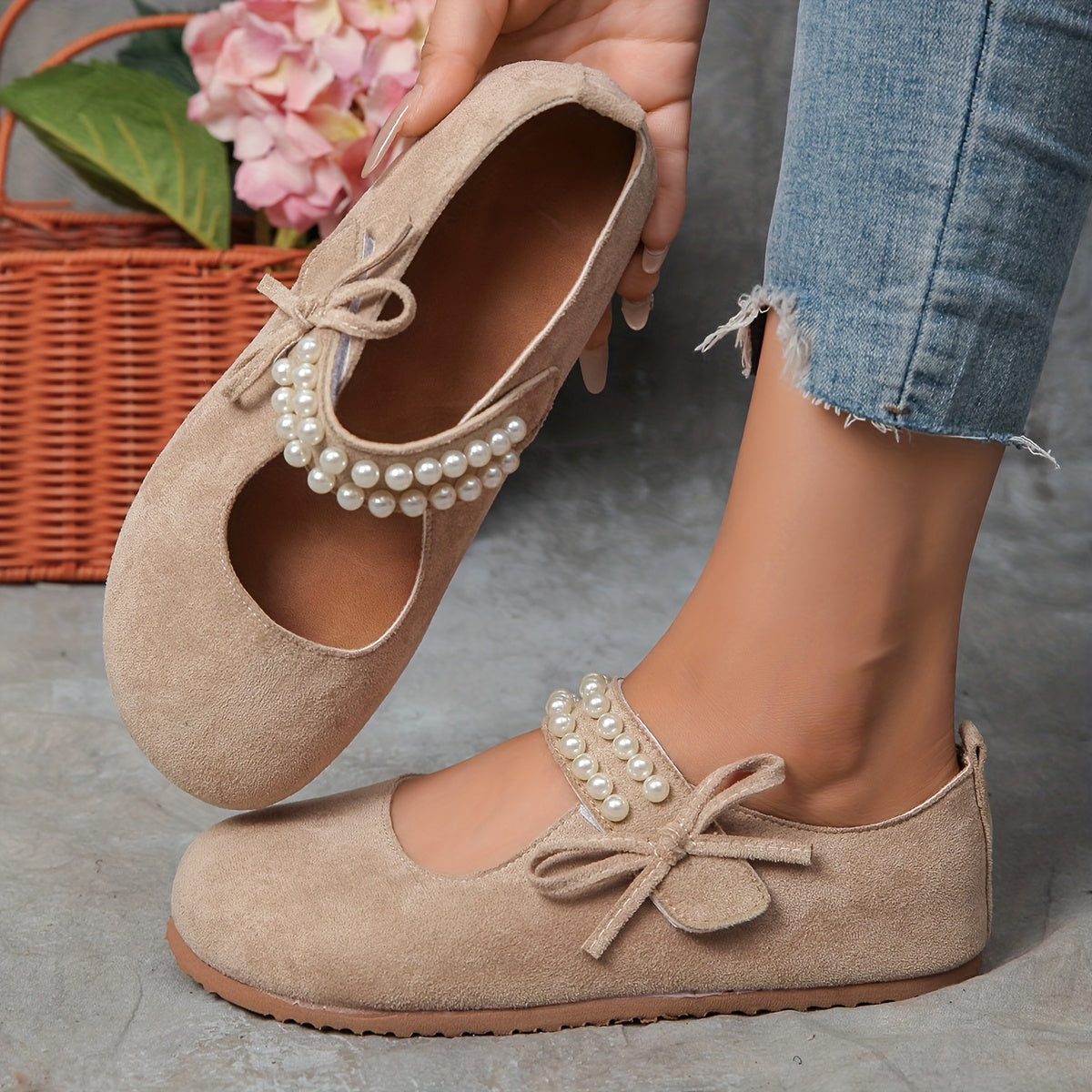 Women's Bow Mary Jane Shoes Round-toe Closure Design Soft Sole for Comfort Versatile Footwear for Casual And Formal Occasions Year-round, Women Shoes