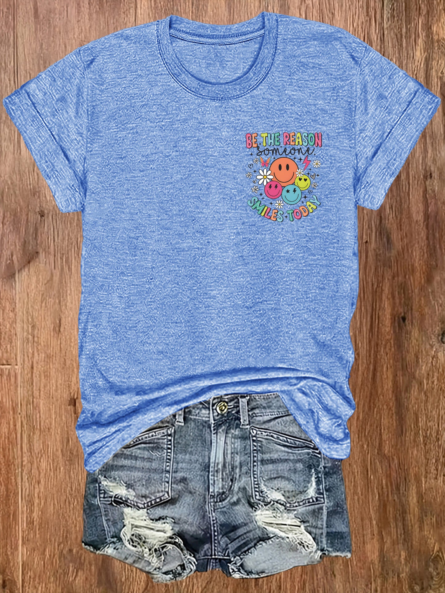 Women'S Casual Sports T-Shirt | Fun smiling Face Design, Lightweight & Breathable Fabric, Perfect For Beach And Park Outings - A Versatile And Trendy Addition To Your Wardrobe For Endless Joyful Adventures